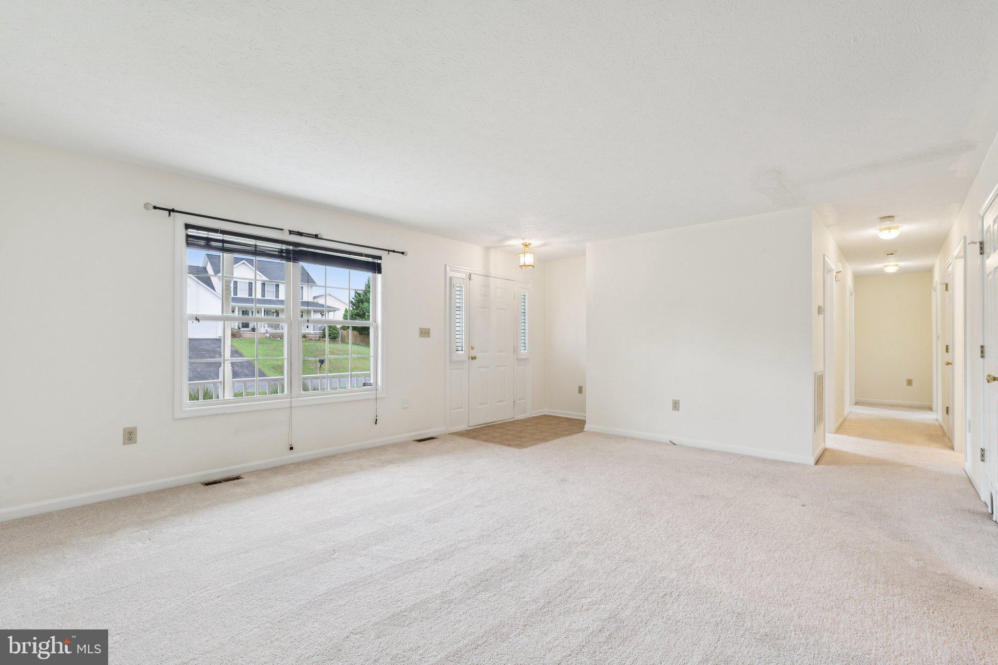 SENSENY GLEN - Residential Lease