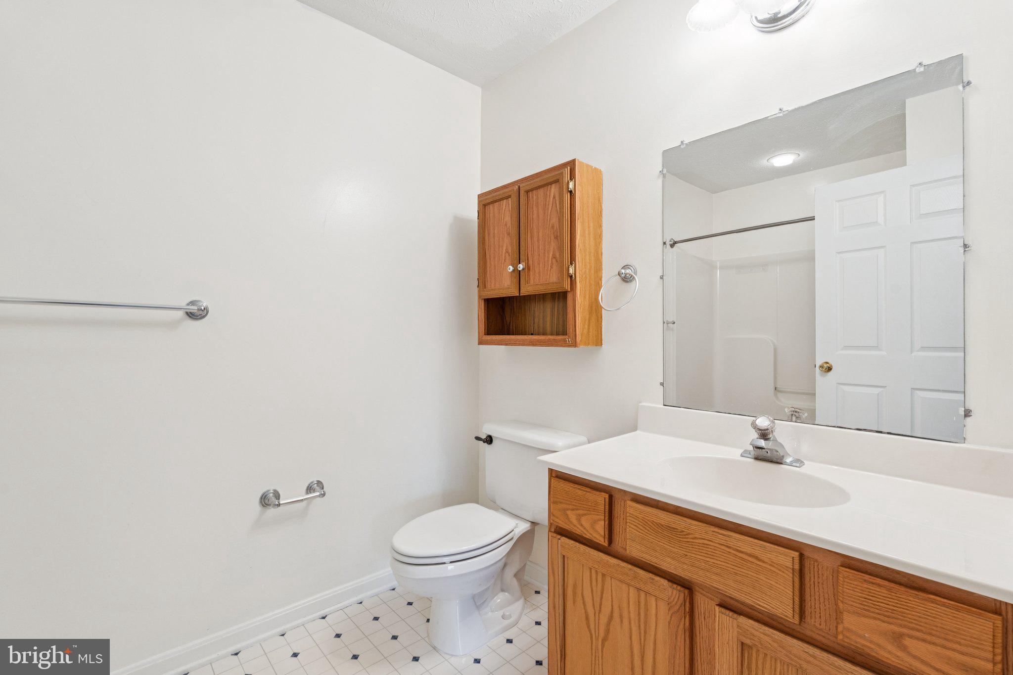 SENSENY GLEN - Residential Lease