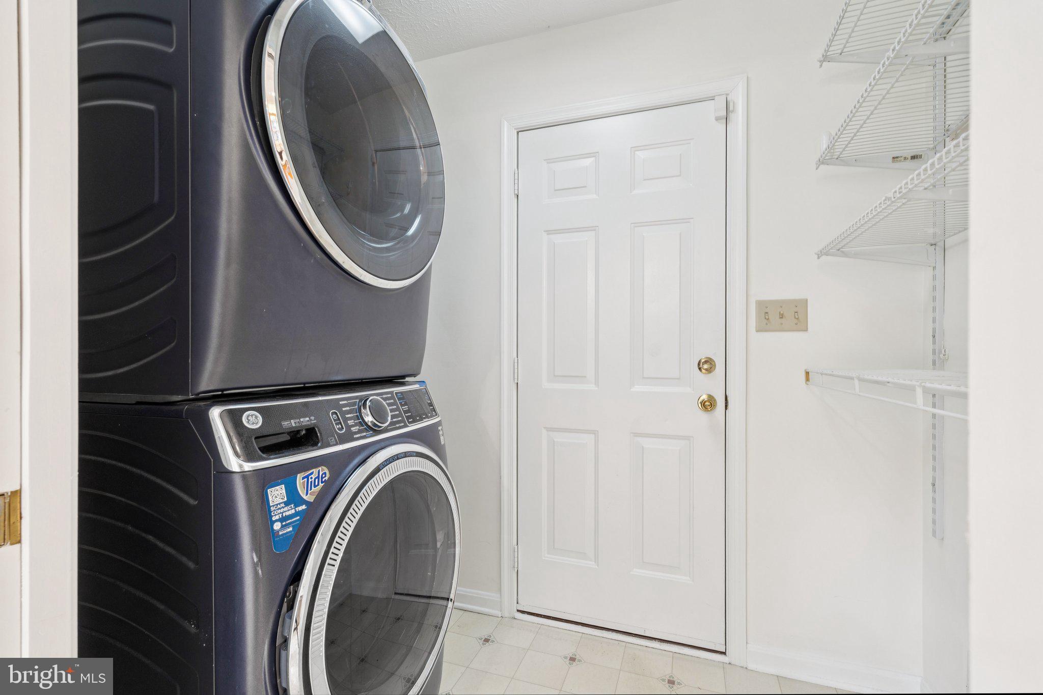 SENSENY GLEN - Residential Lease