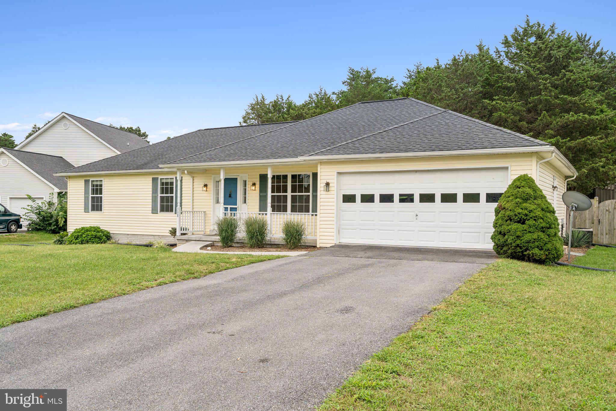 SENSENY GLEN - Residential Lease