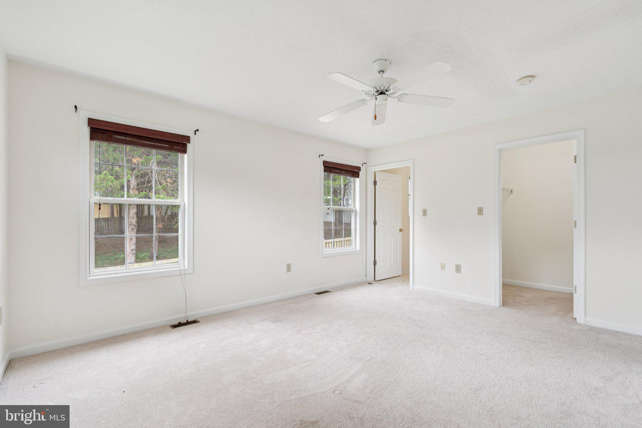 SENSENY GLEN - Residential Lease