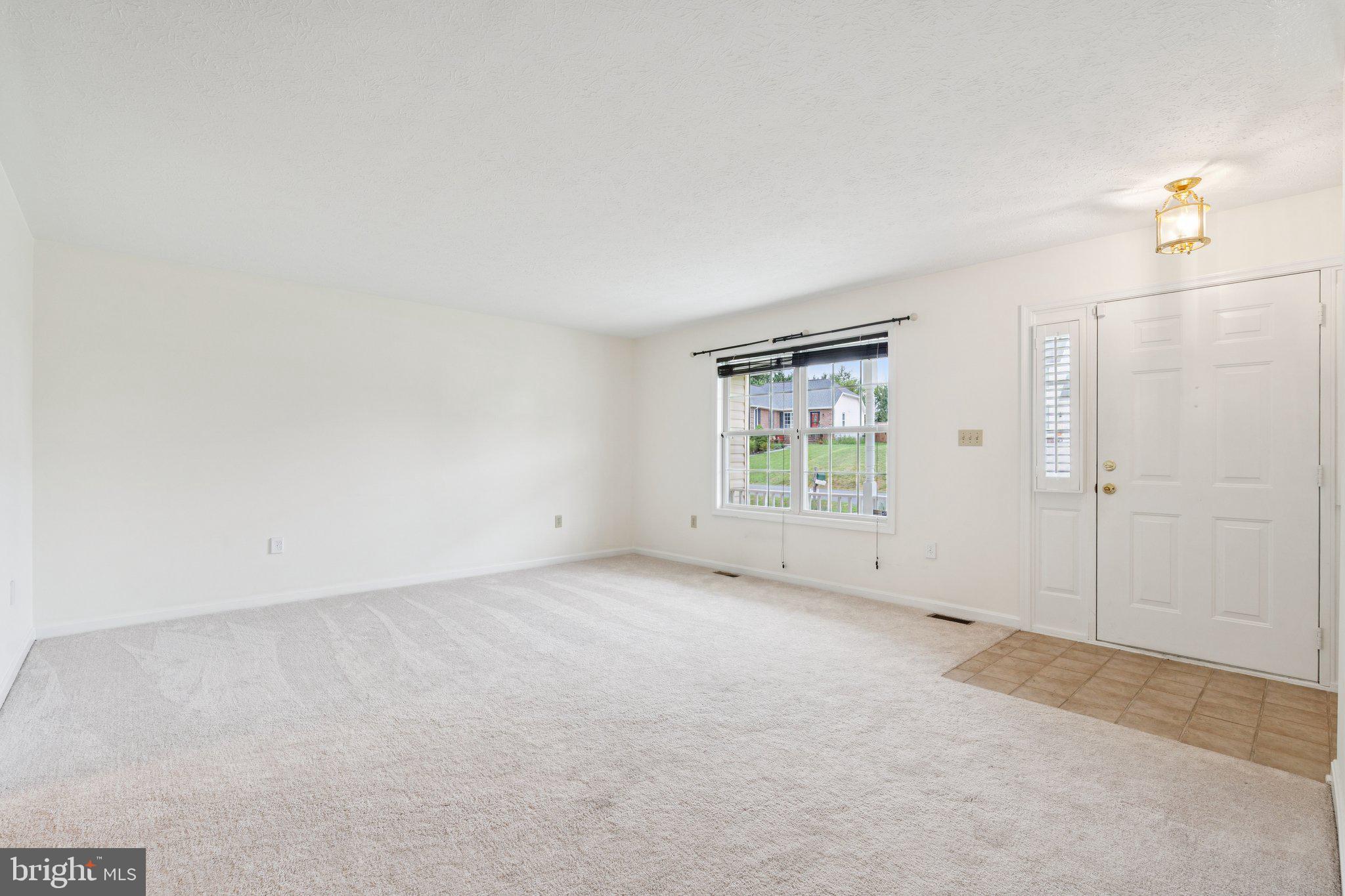 SENSENY GLEN - Residential Lease