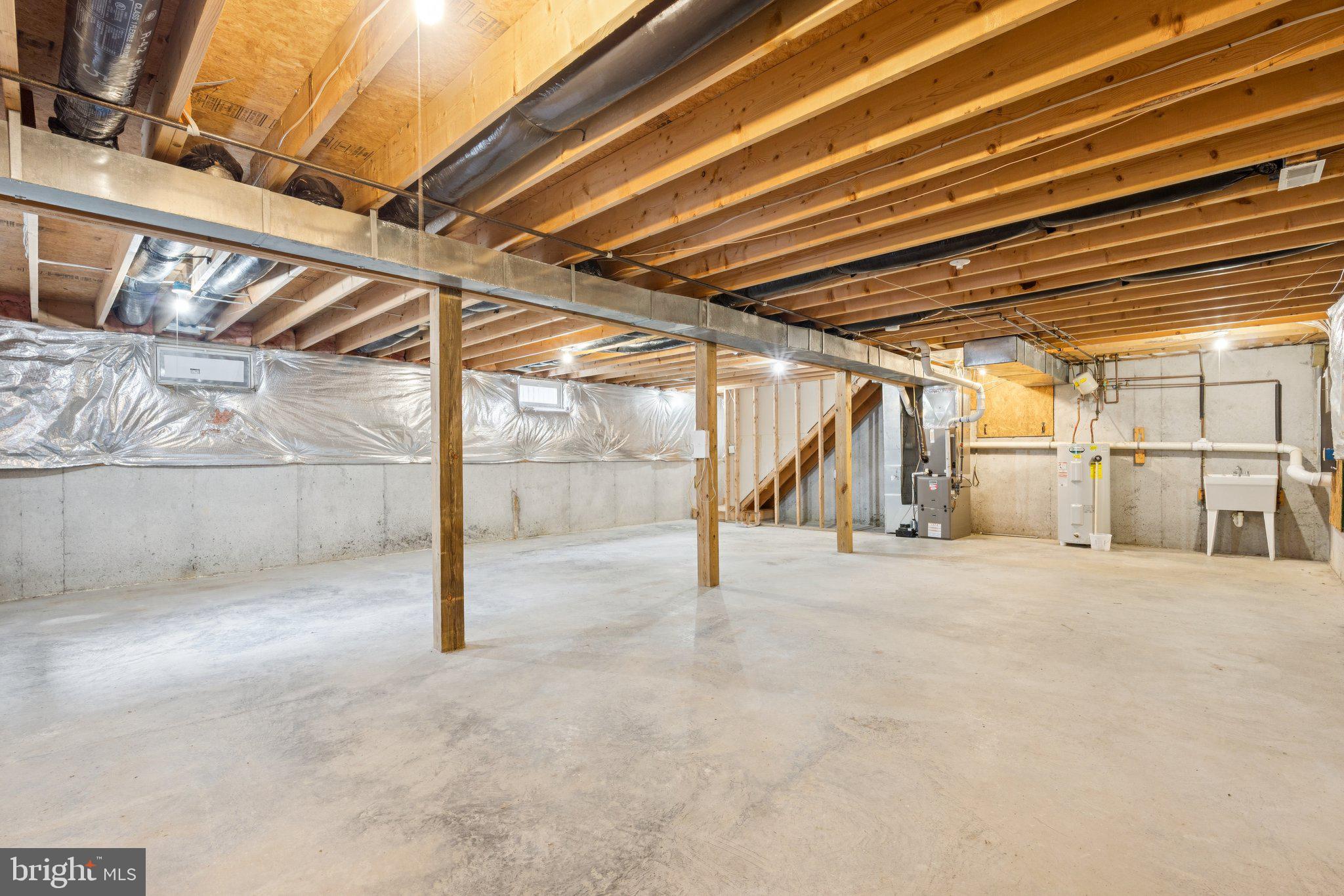 SENSENY GLEN - Residential Lease