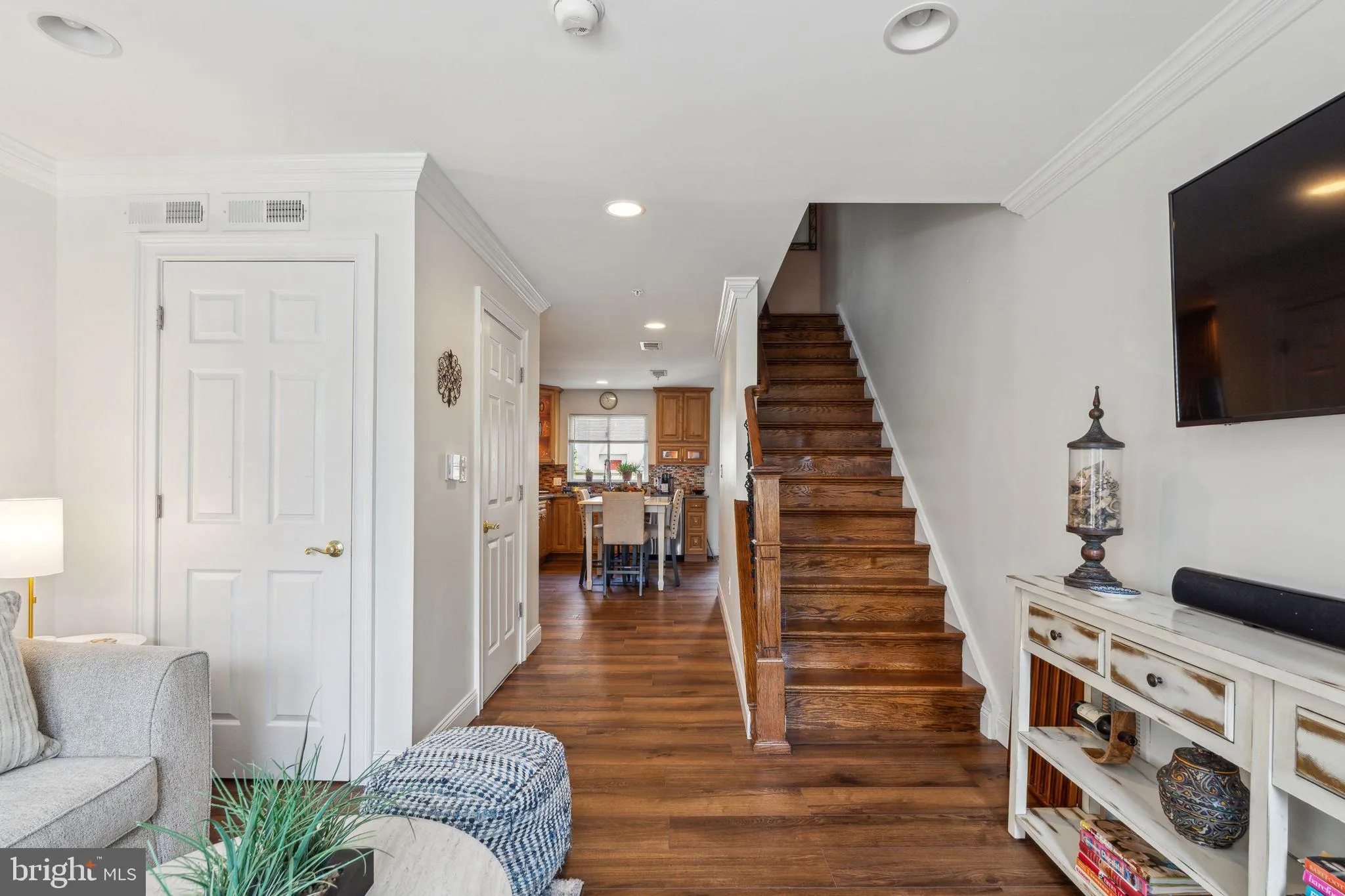 Philadelphia, Pennsylvania 19148, United States, 3 Bedrooms Bedrooms, ,3 BathroomsBathrooms,Residential,Active,166073