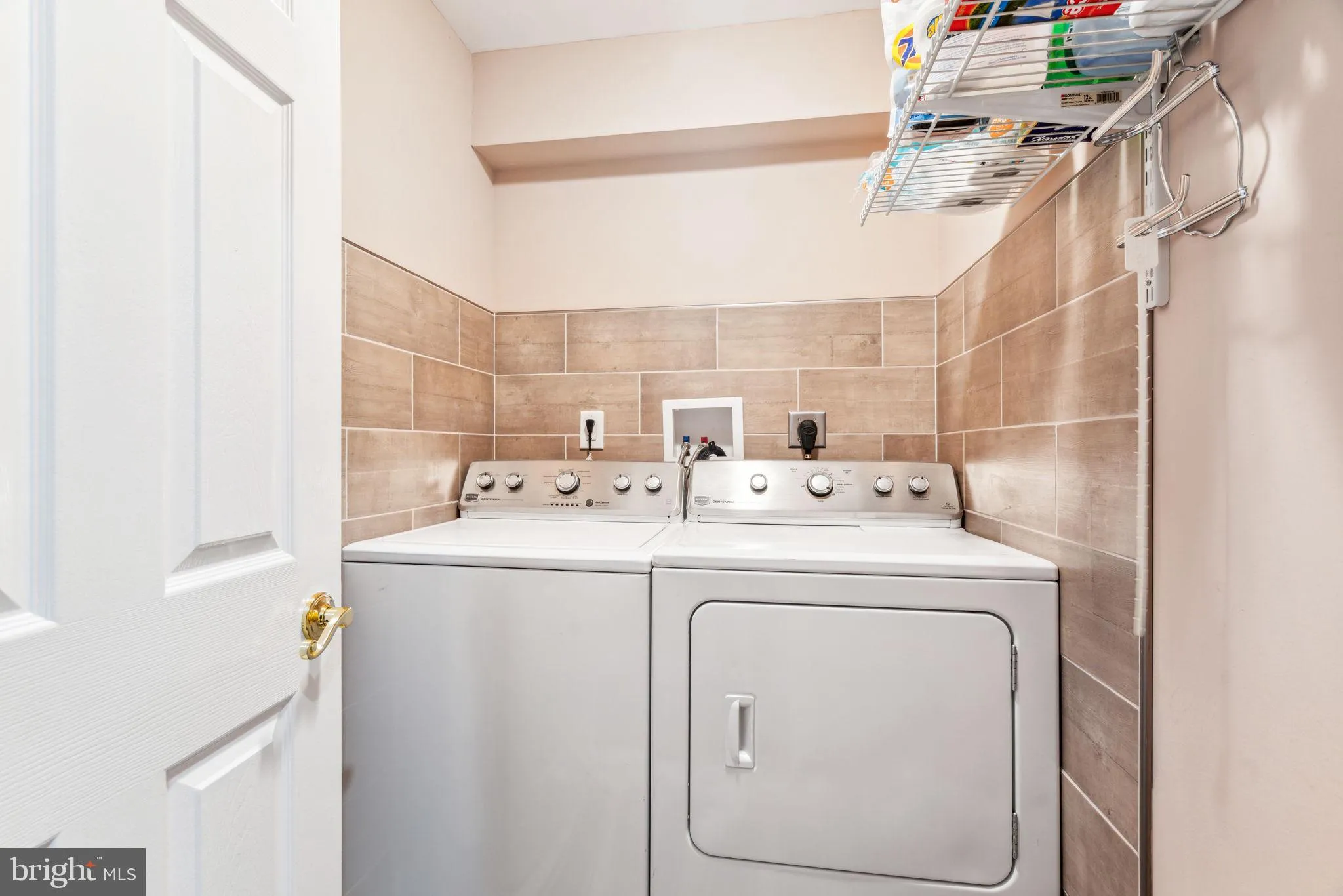 Philadelphia, Pennsylvania 19148, United States, 3 Bedrooms Bedrooms, ,3 BathroomsBathrooms,Residential,Active,166073