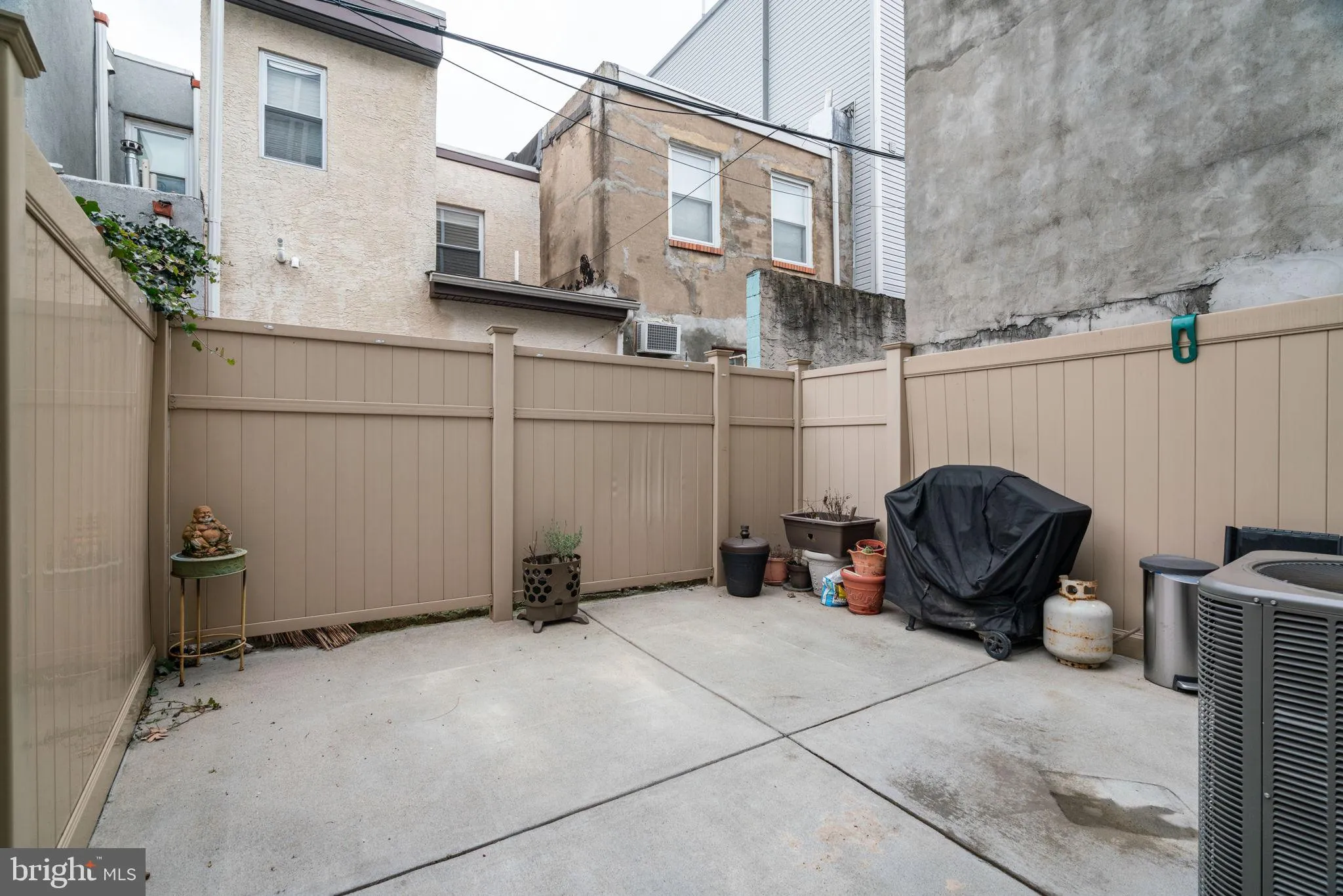 Philadelphia, Pennsylvania 19148, United States, 3 Bedrooms Bedrooms, ,3 BathroomsBathrooms,Residential,Active,166073