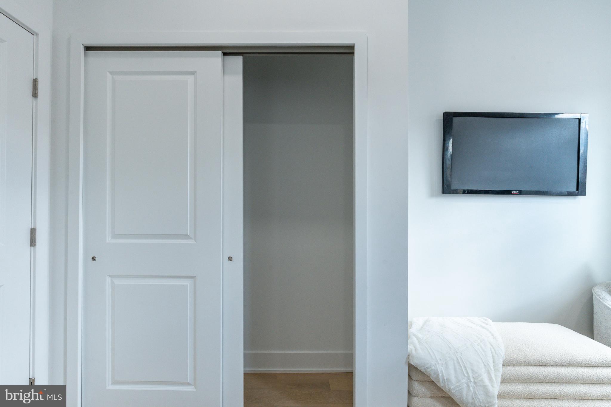 WHITMAN - Residential