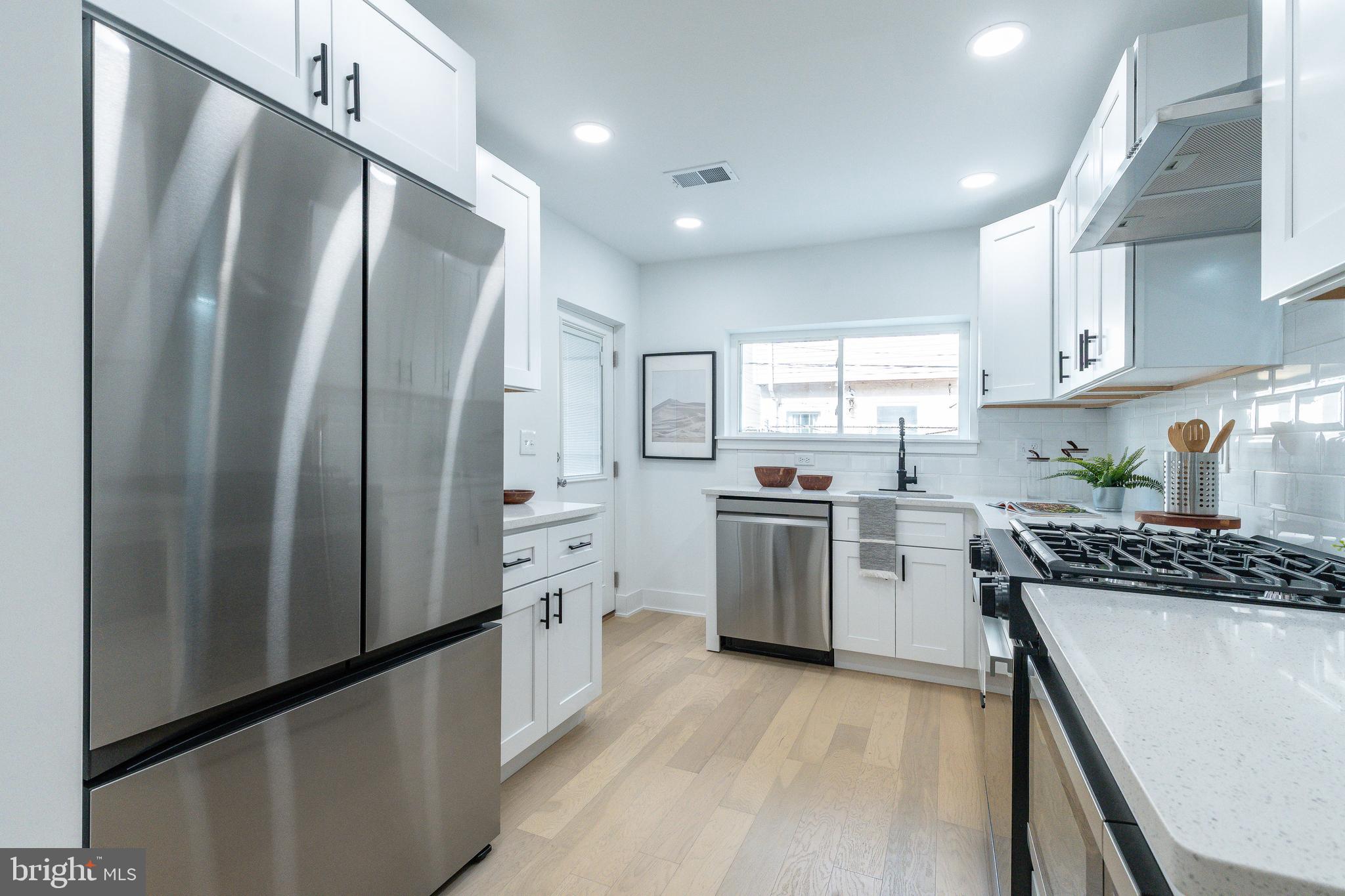 WHITMAN - Residential