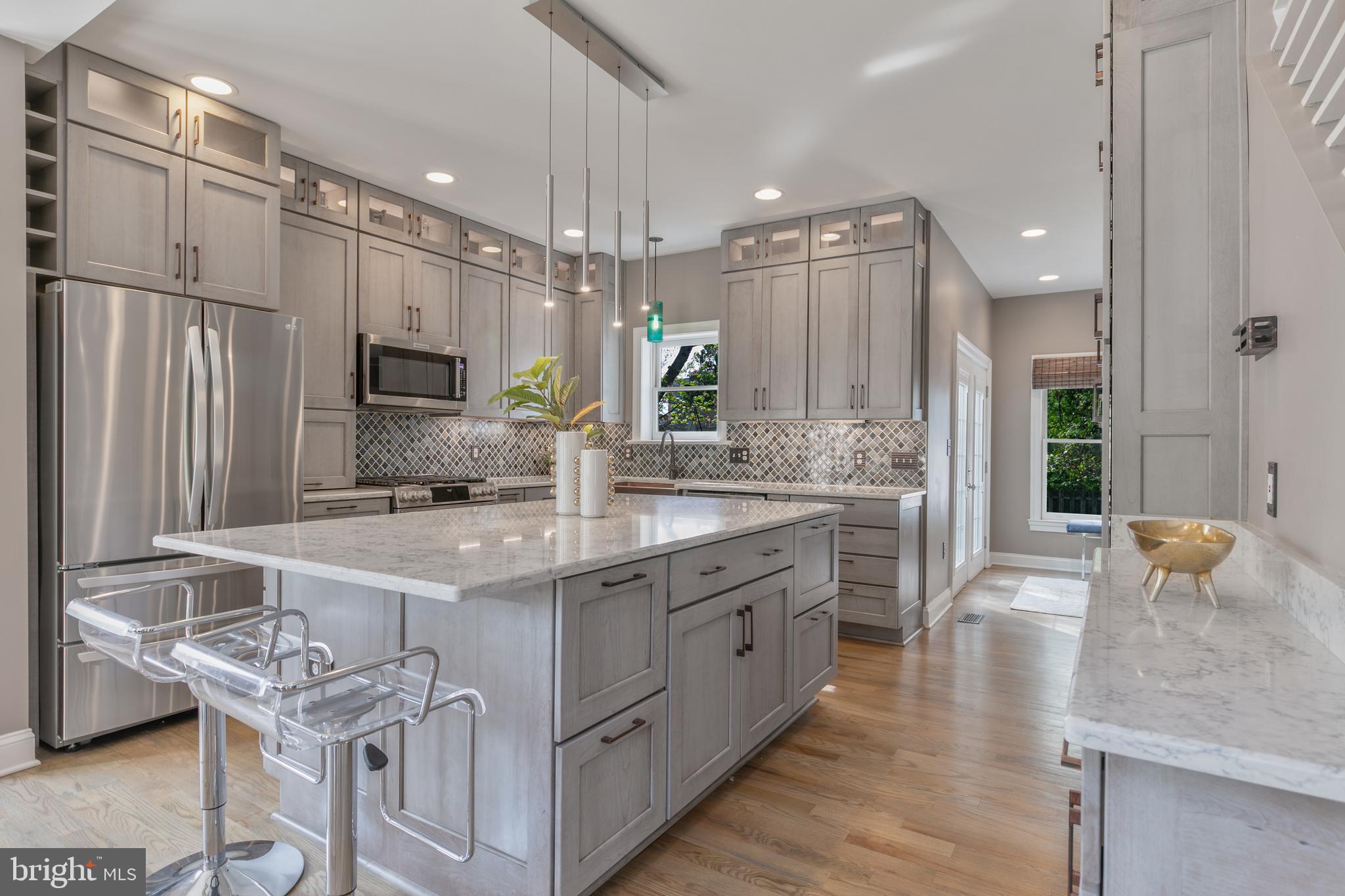 GARDEN CITY - Residential