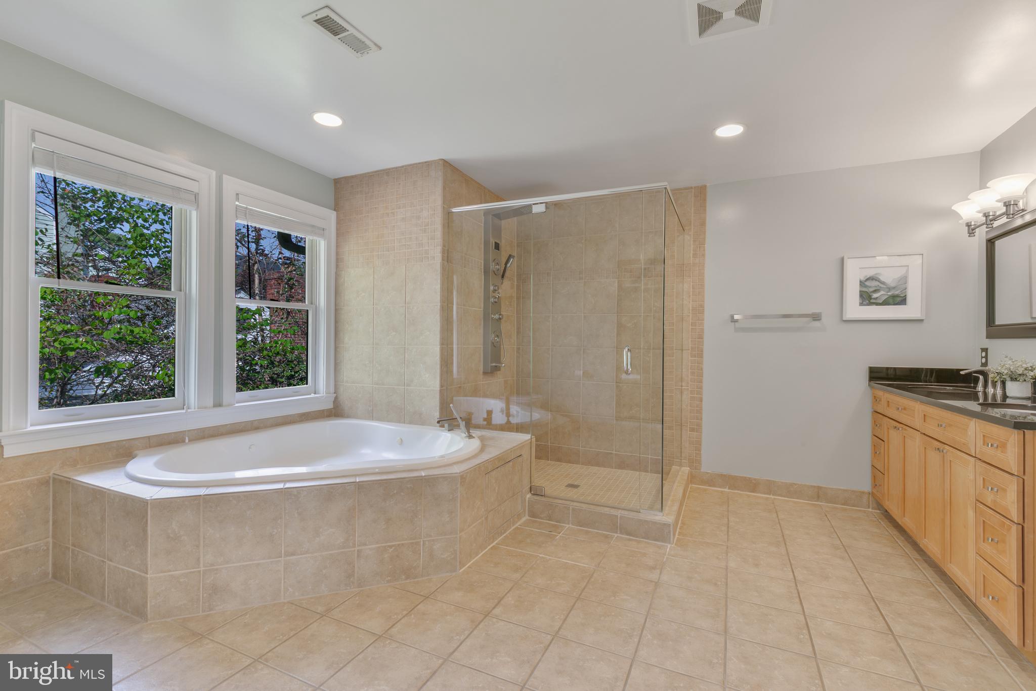 GARDEN CITY - Residential