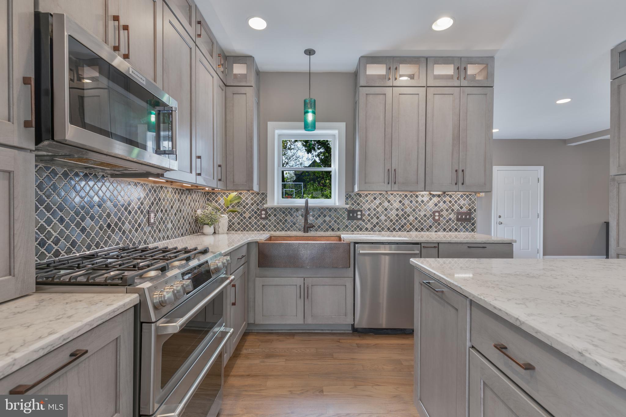 GARDEN CITY - Residential