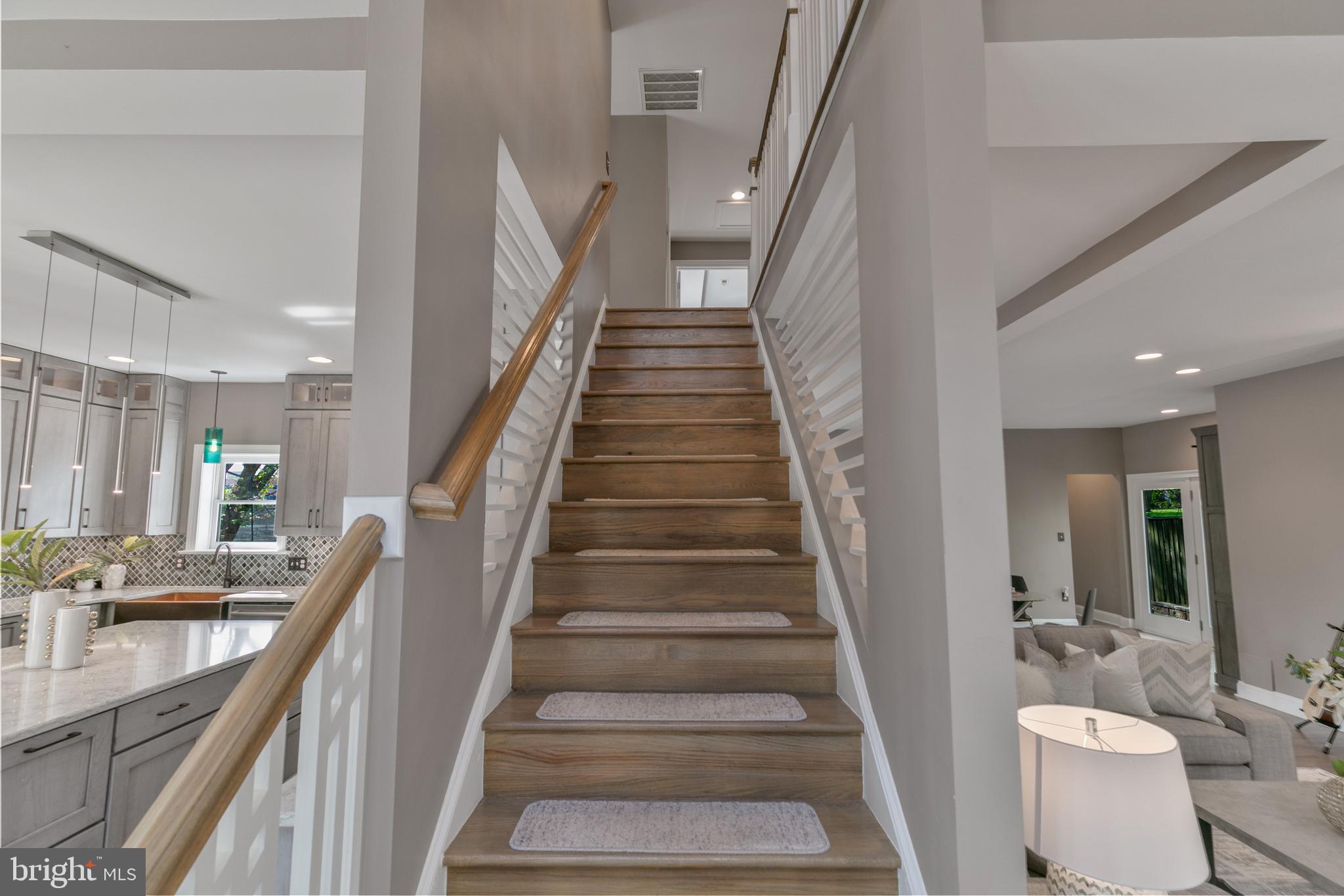 GARDEN CITY - Residential