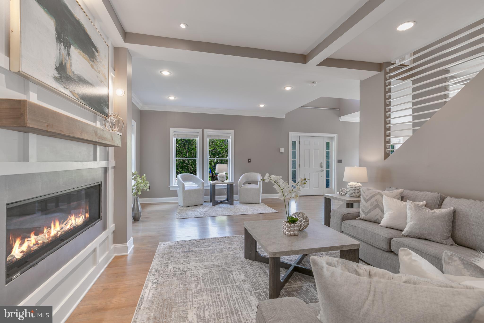 GARDEN CITY - Residential