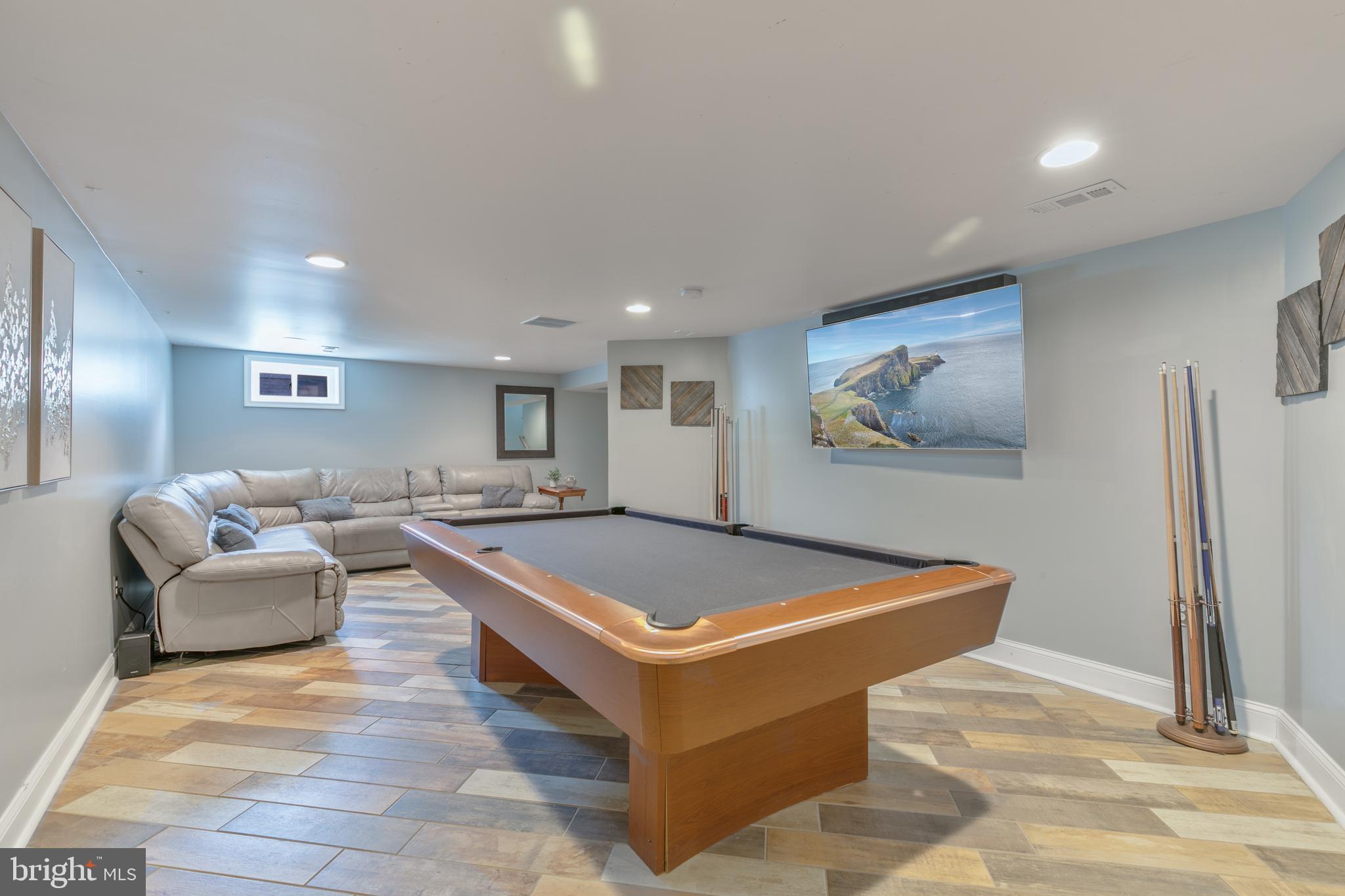 GARDEN CITY - Residential