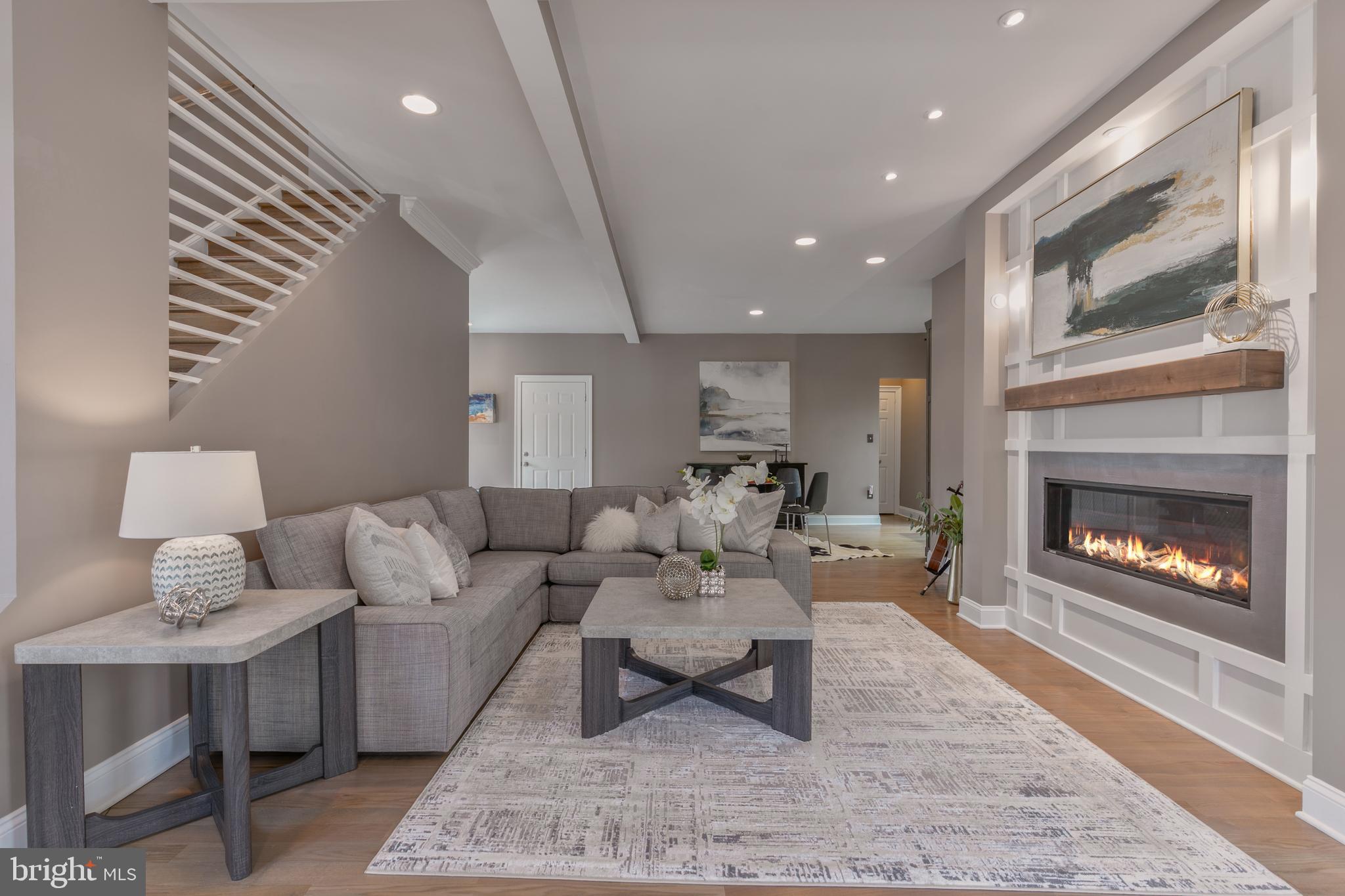 GARDEN CITY - Residential