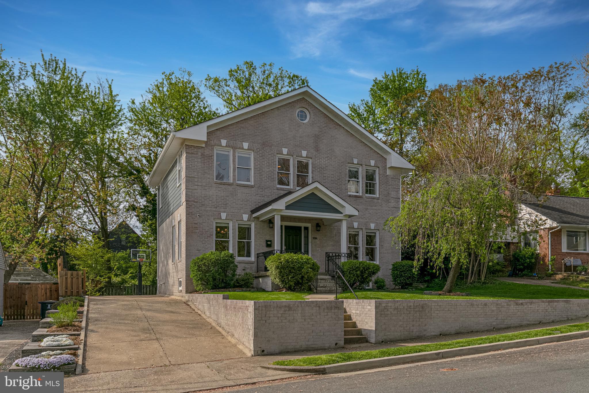 GARDEN CITY - Residential