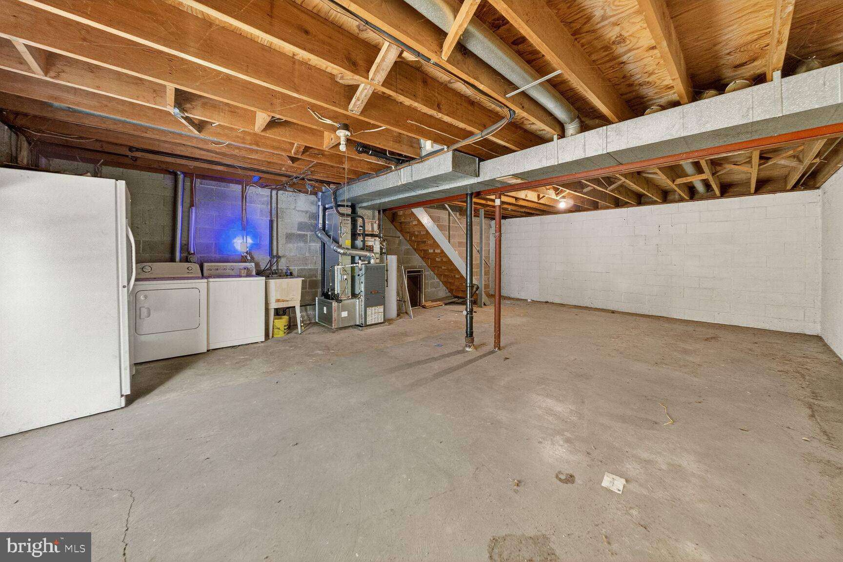 VILLAGE OF OLDE MILL - Residential