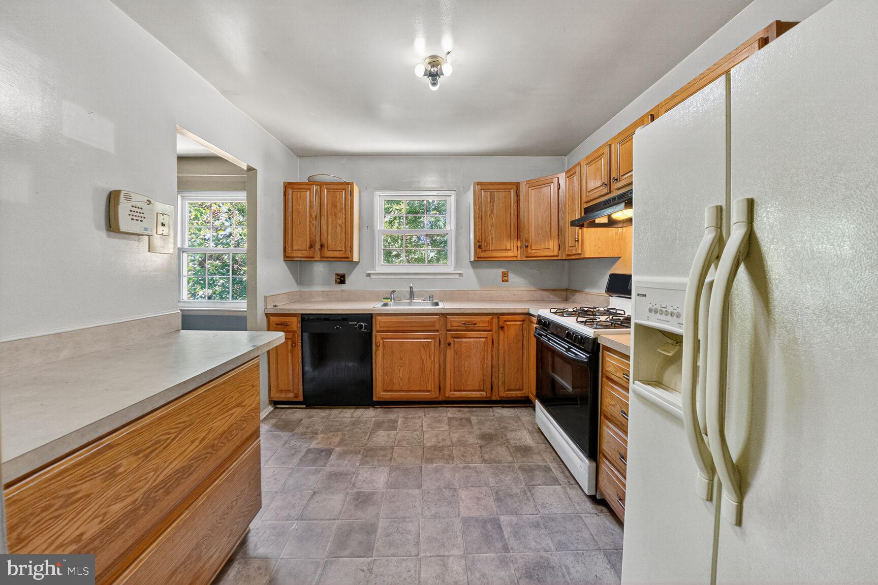 VILLAGE OF OLDE MILL - Residential