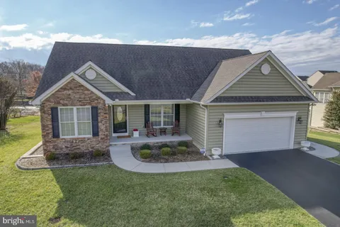 699 W Lake Drive, Smyrna, DE 19977 - #: DEKT2033418