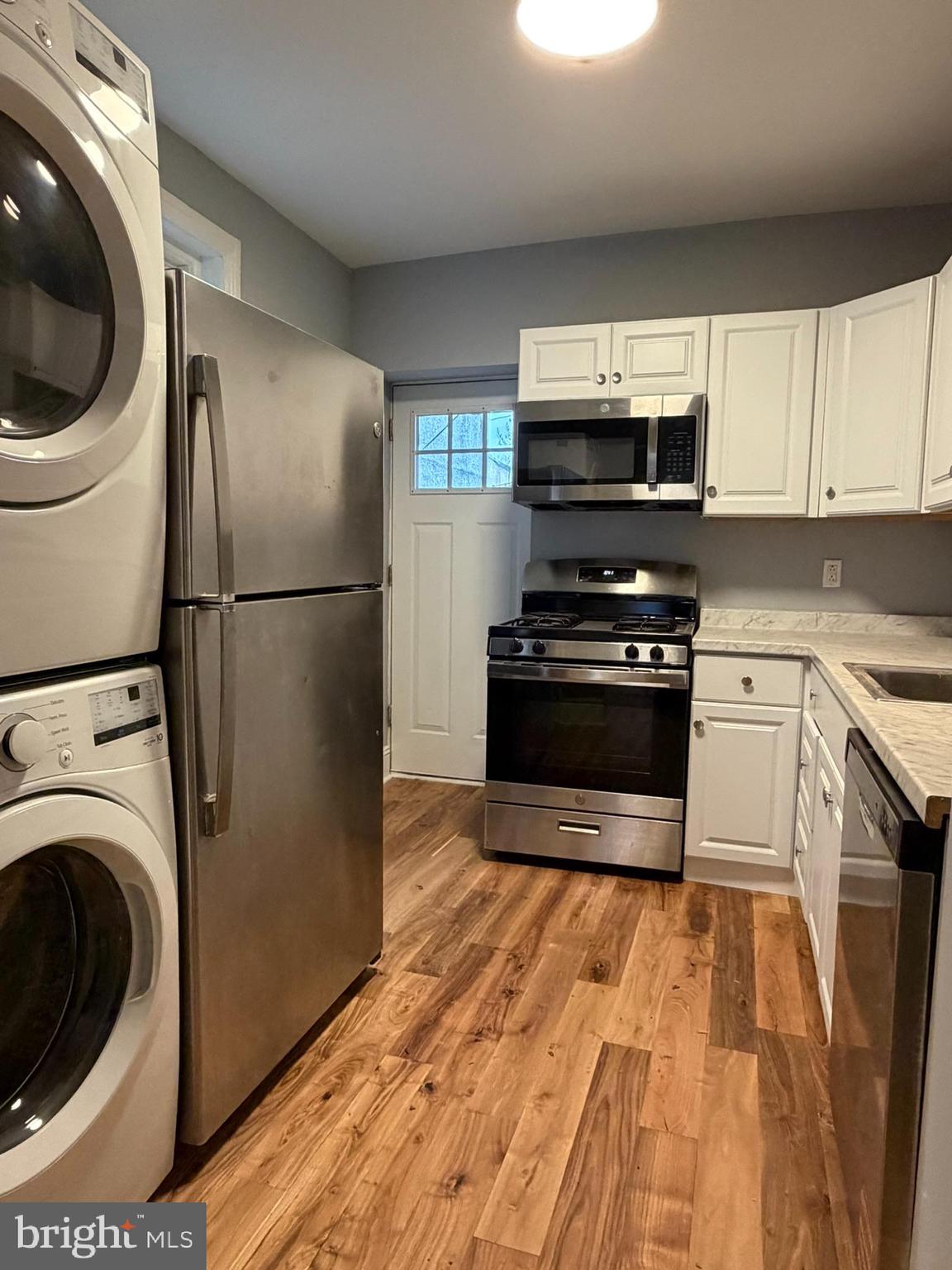 1817 N TAYLOR STREET