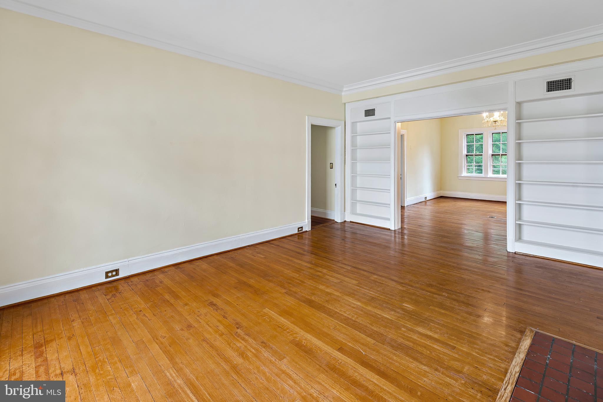 GARDENS OF GUILFORD - Residential