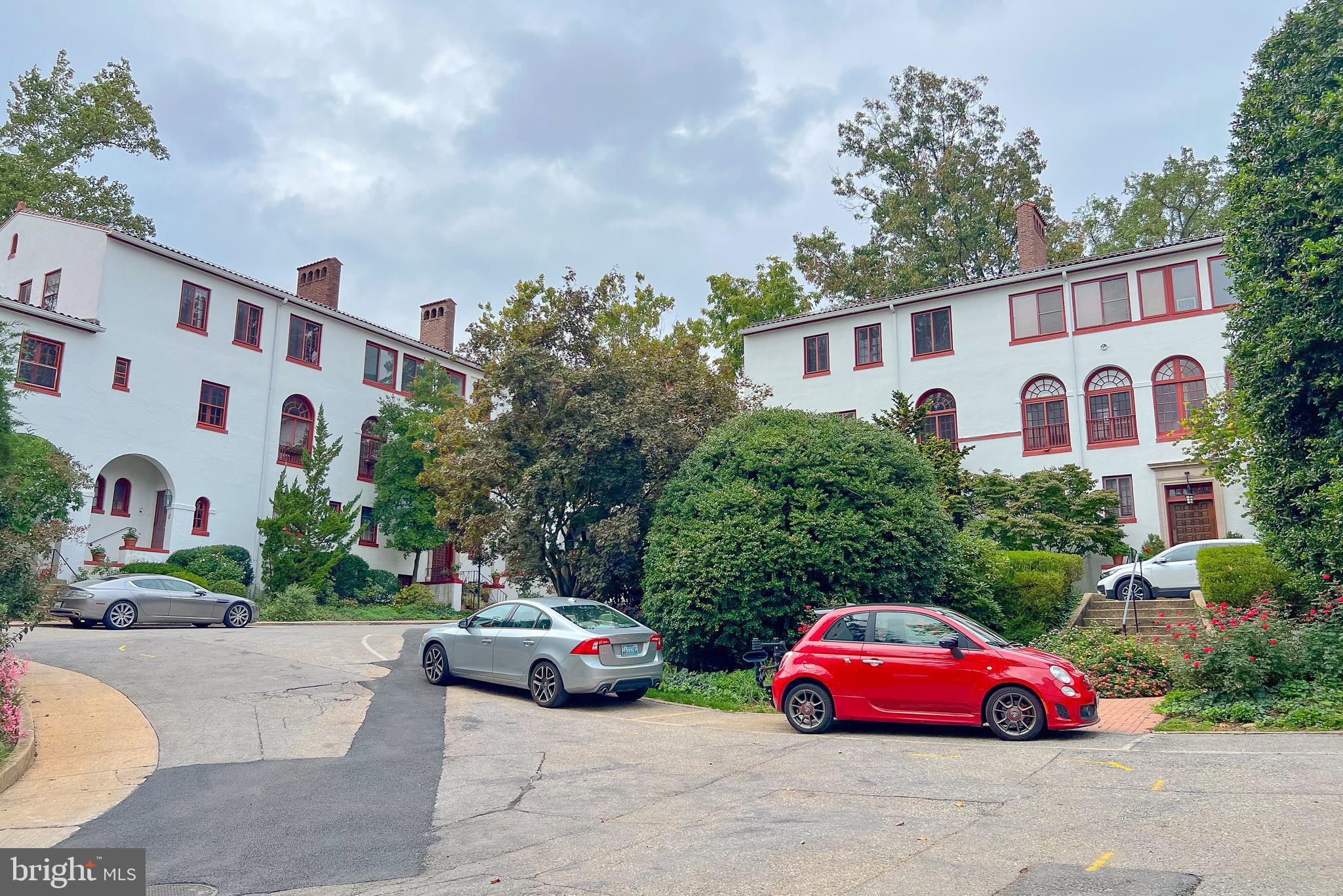 GARDENS OF GUILFORD - Residential