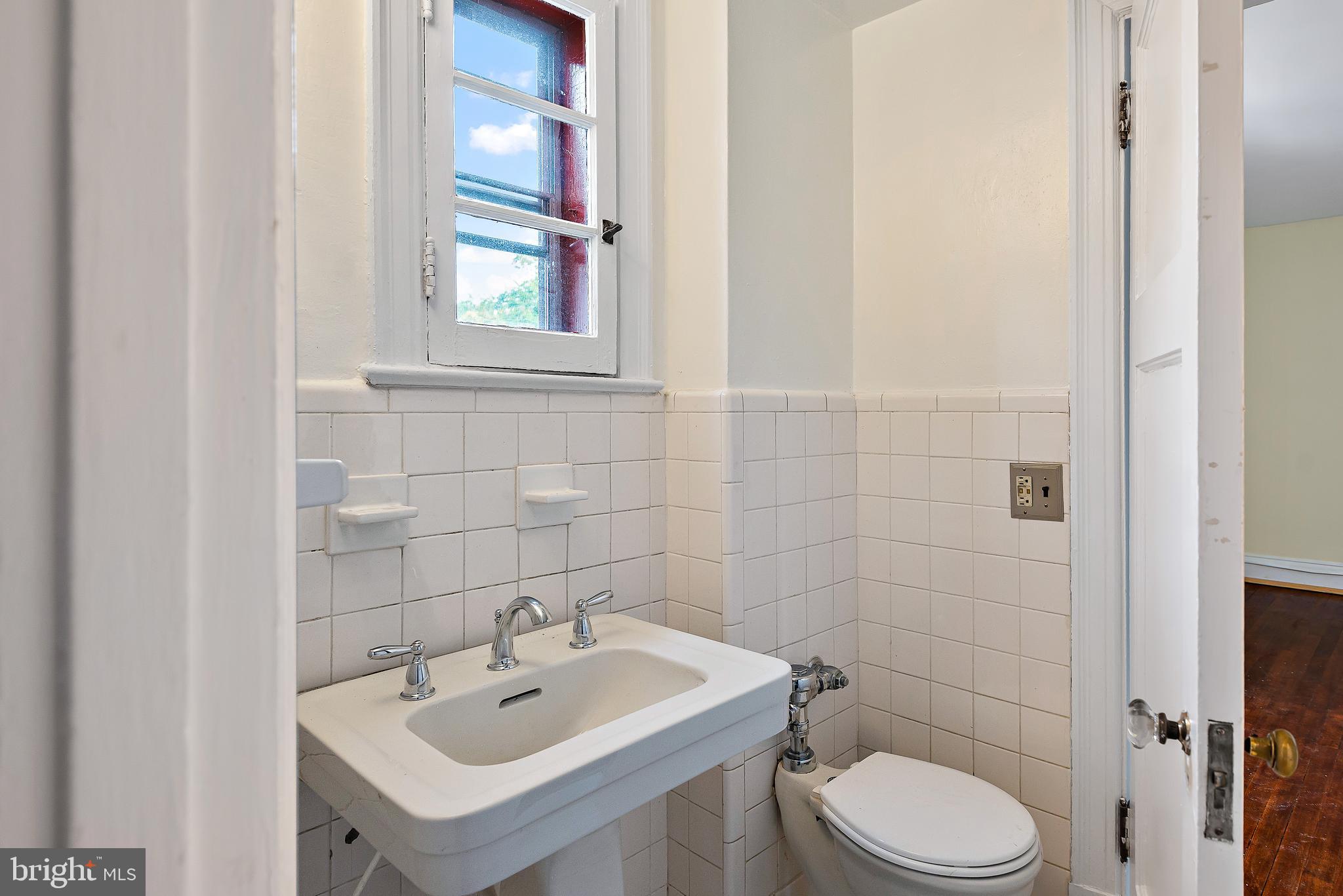 GARDENS OF GUILFORD - Residential