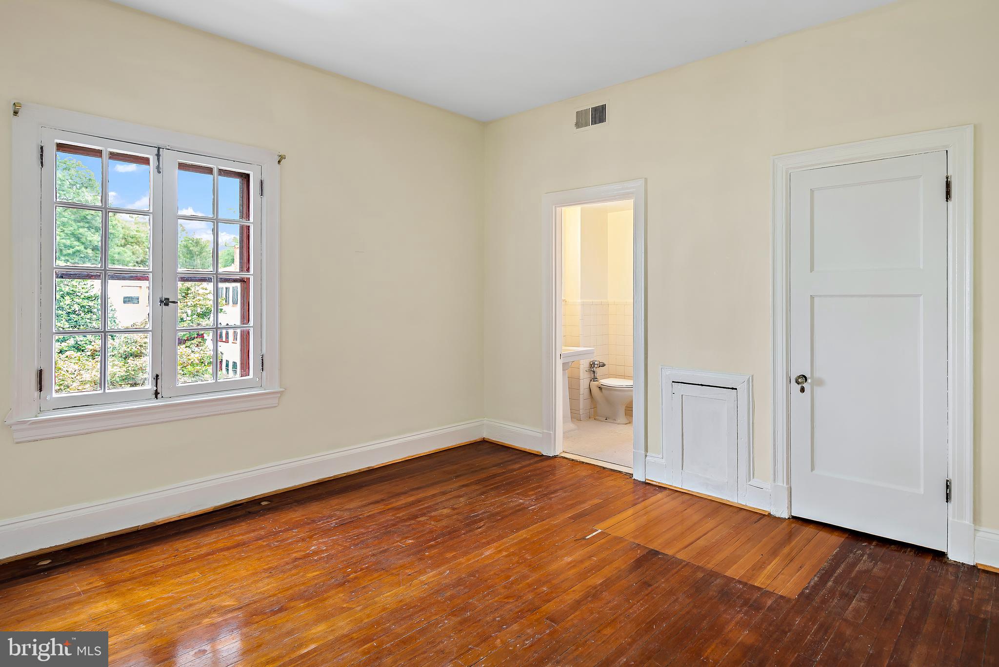 GARDENS OF GUILFORD - Residential