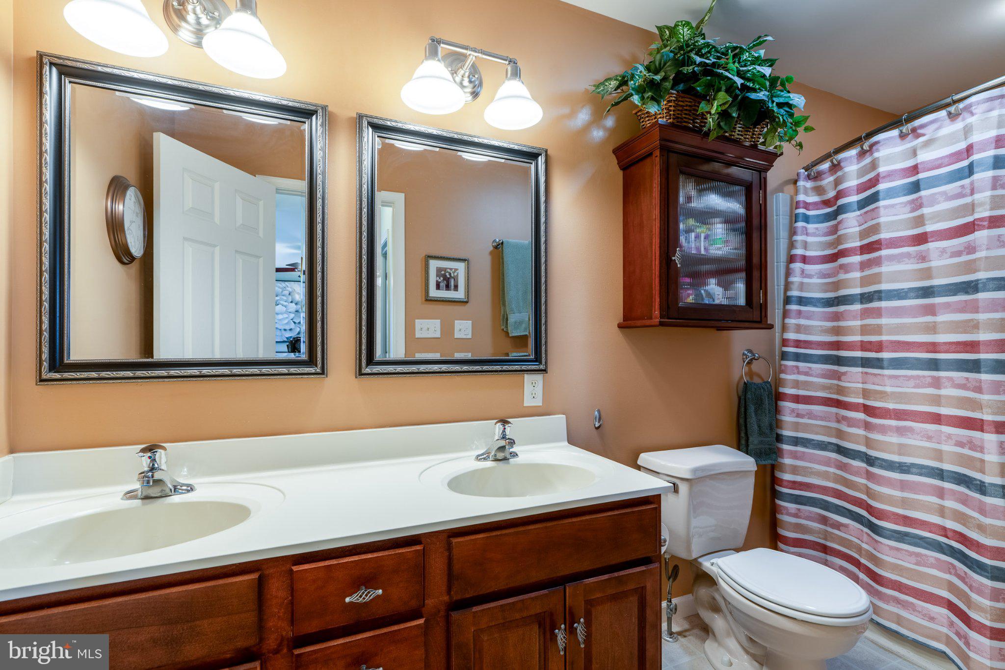 CHELTENHAM - Residential