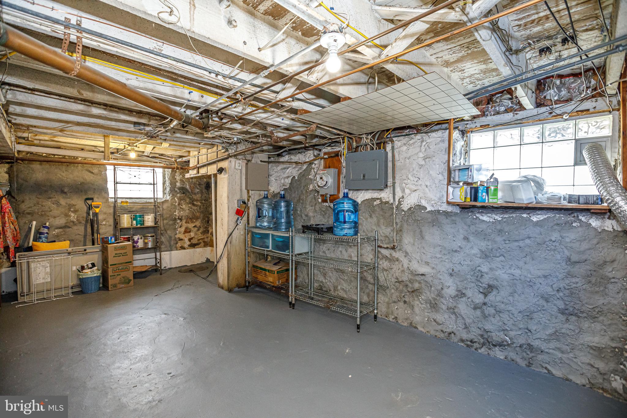 GARWYN OAKS - Residential