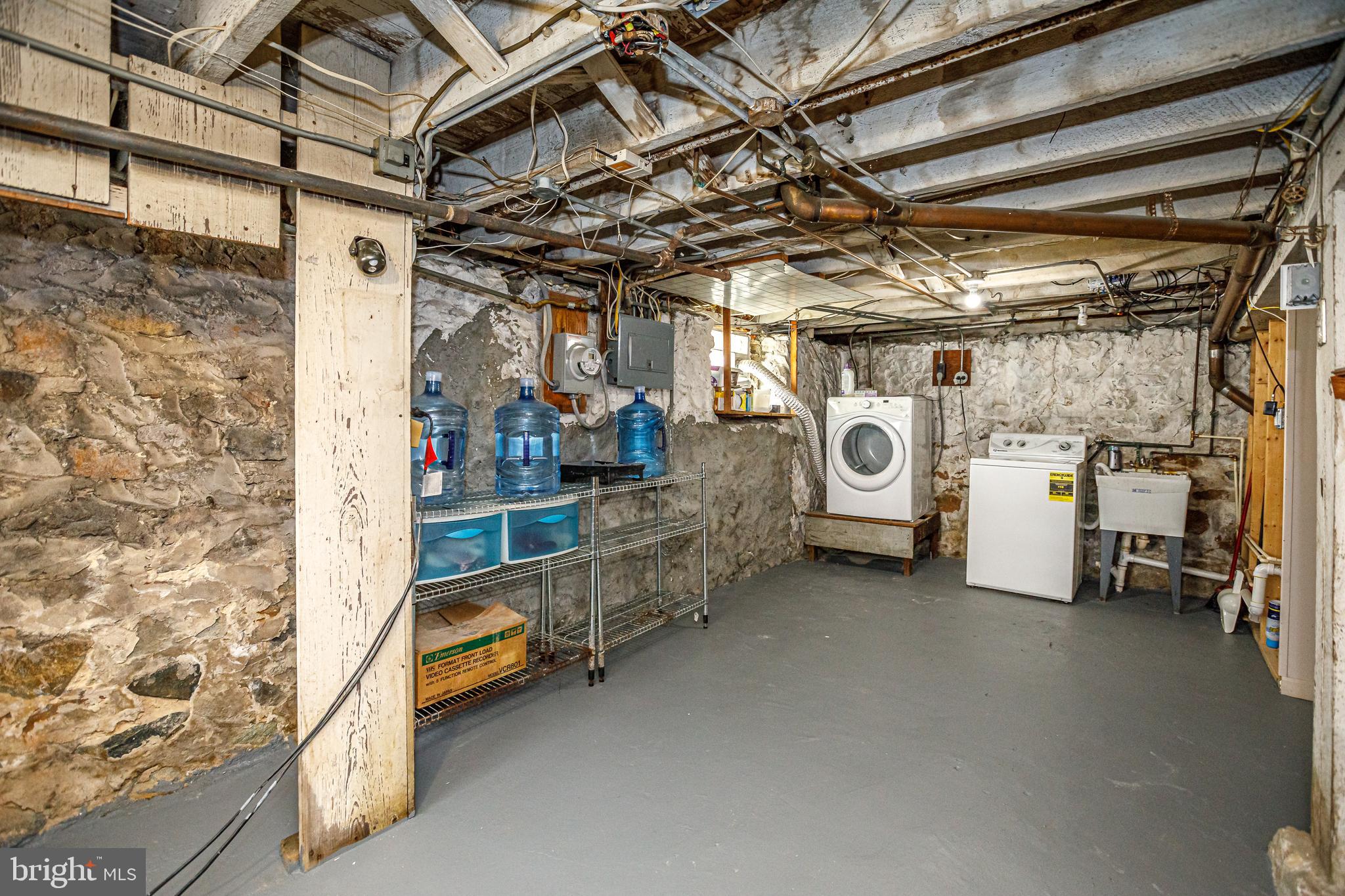 GARWYN OAKS - Residential