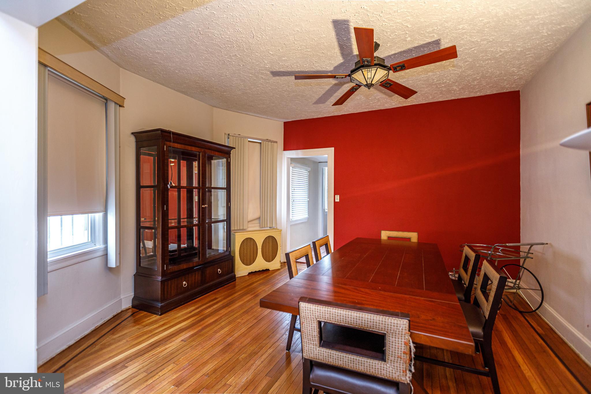 GARWYN OAKS - Residential