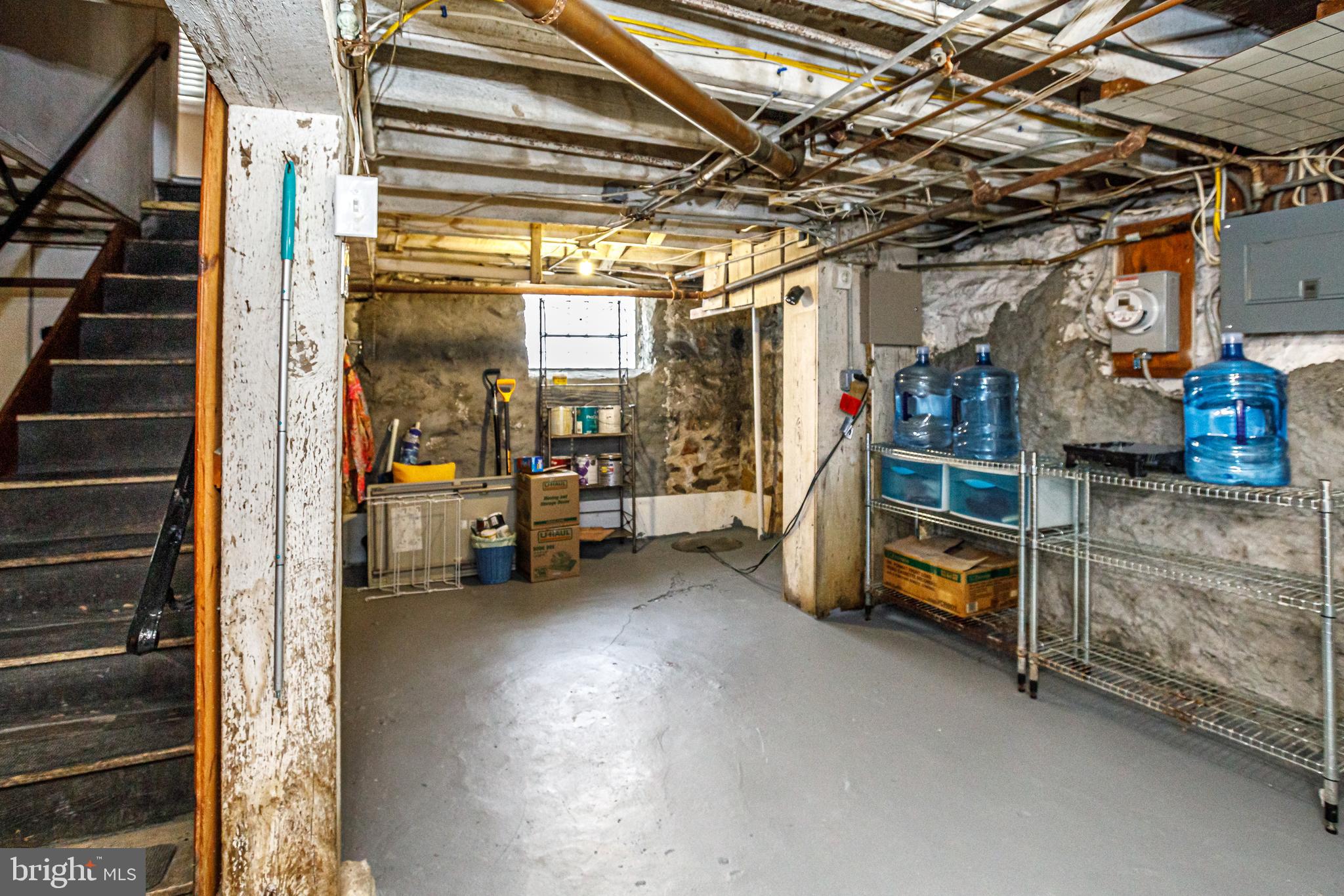 GARWYN OAKS - Residential