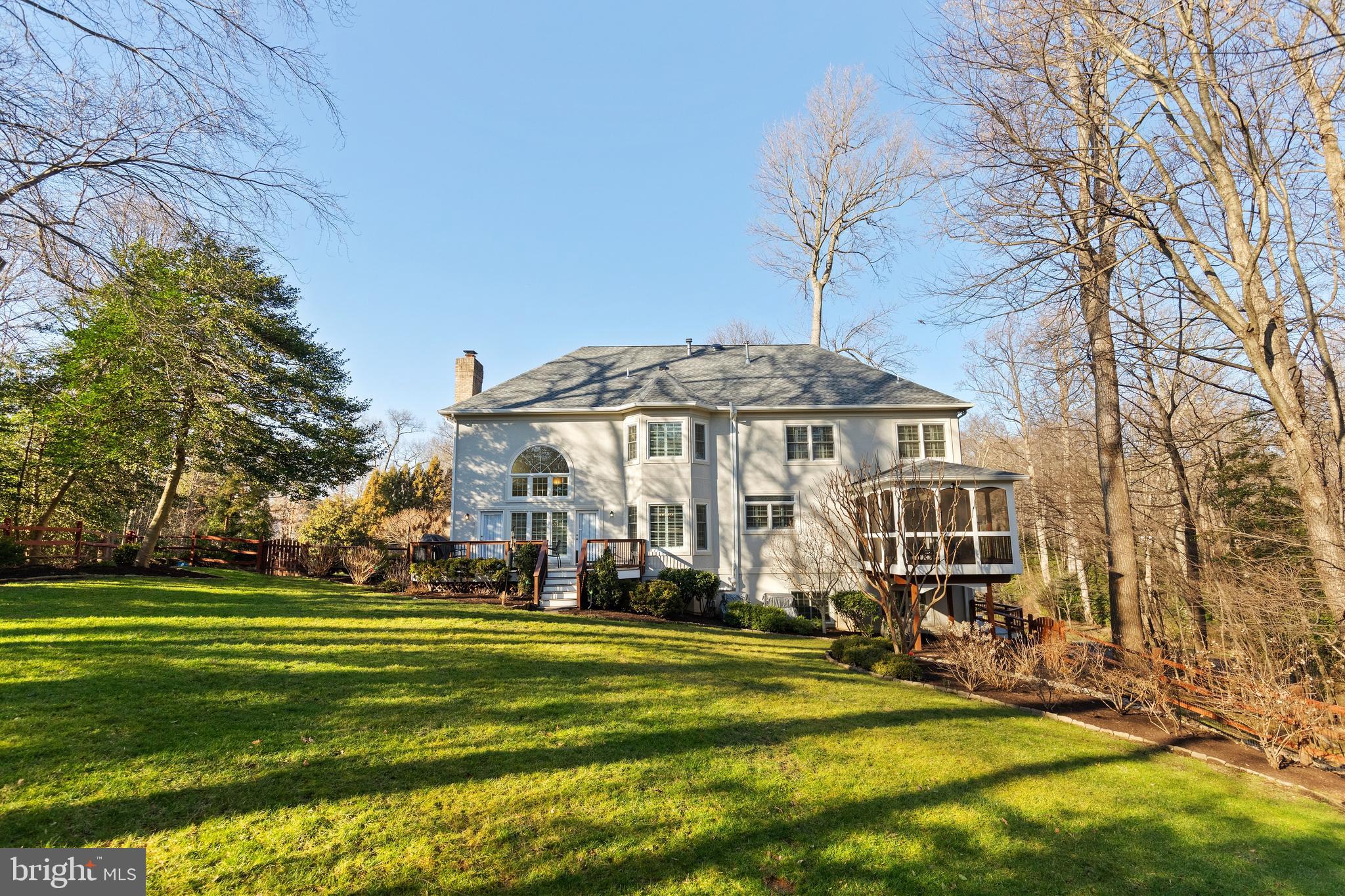 SHADETREE ESTATES - Residential