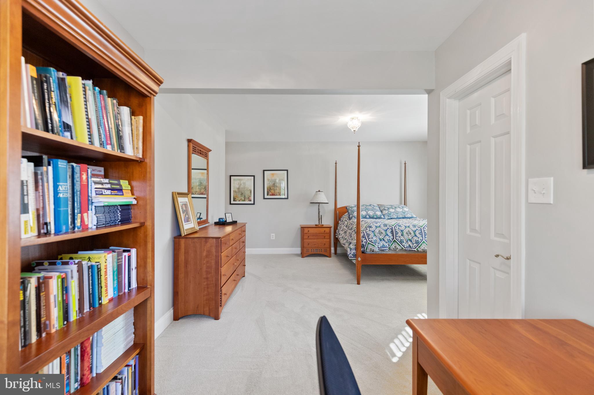 SHADETREE ESTATES - Residential