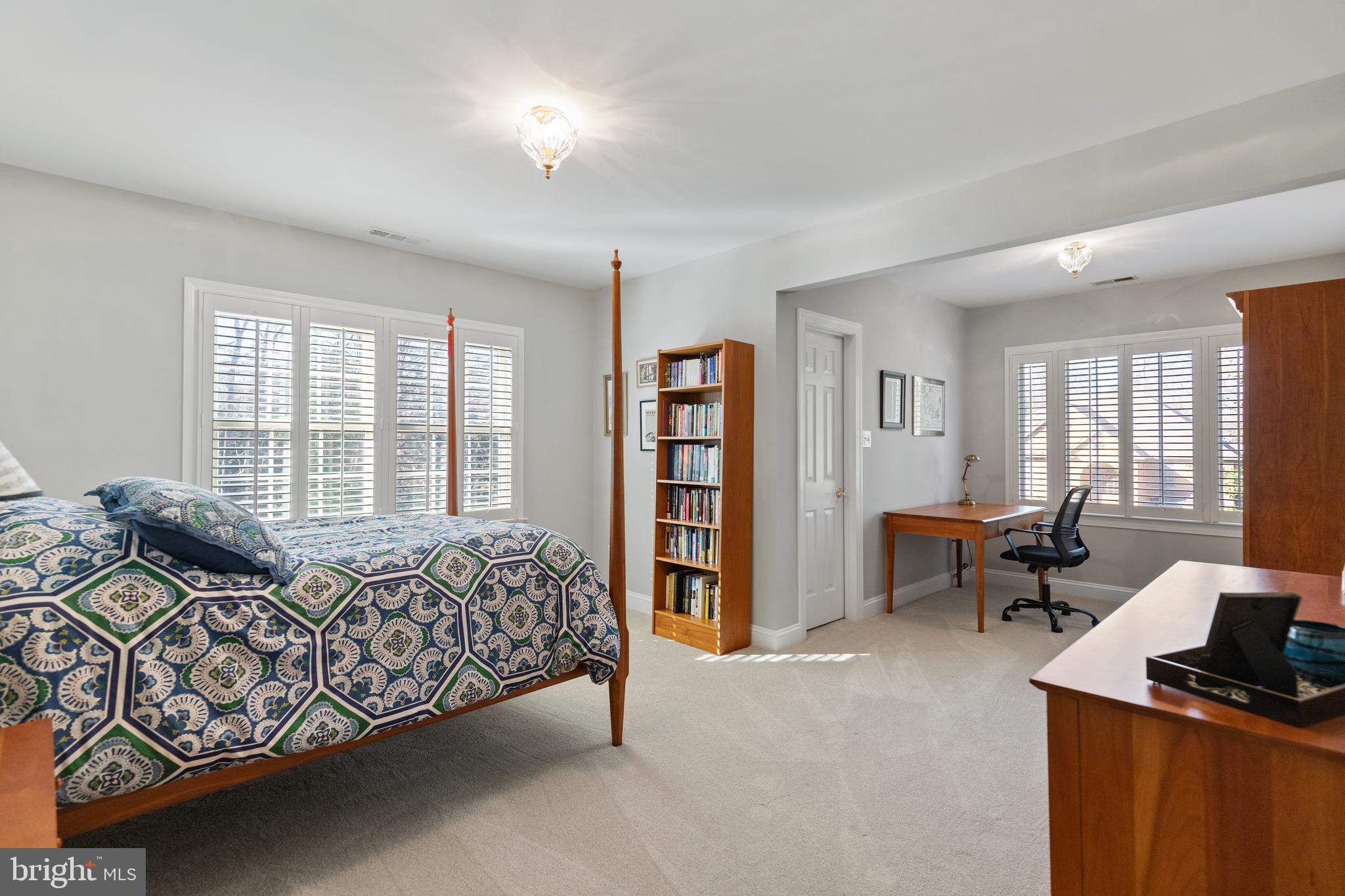 SHADETREE ESTATES - Residential