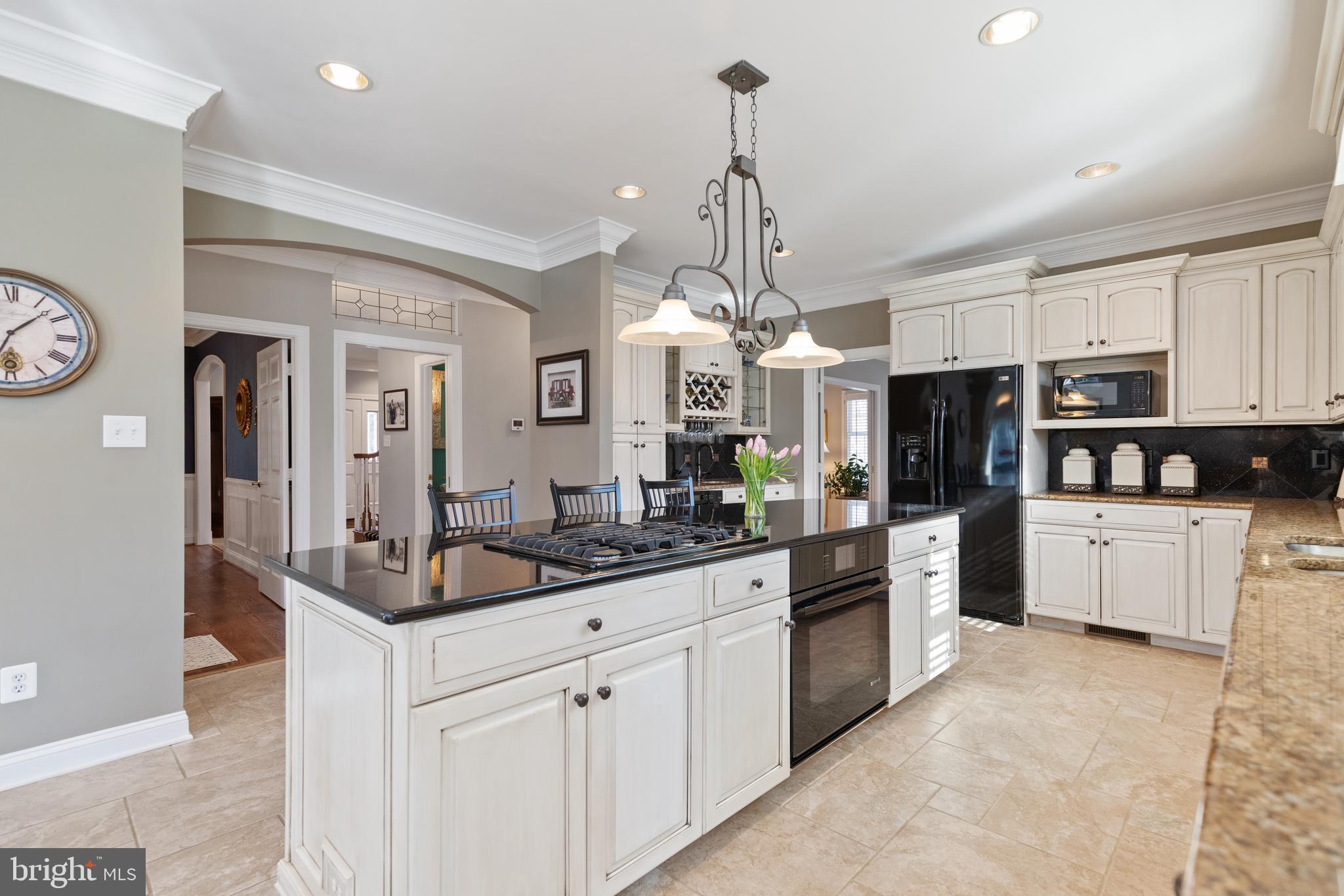 SHADETREE ESTATES - Residential