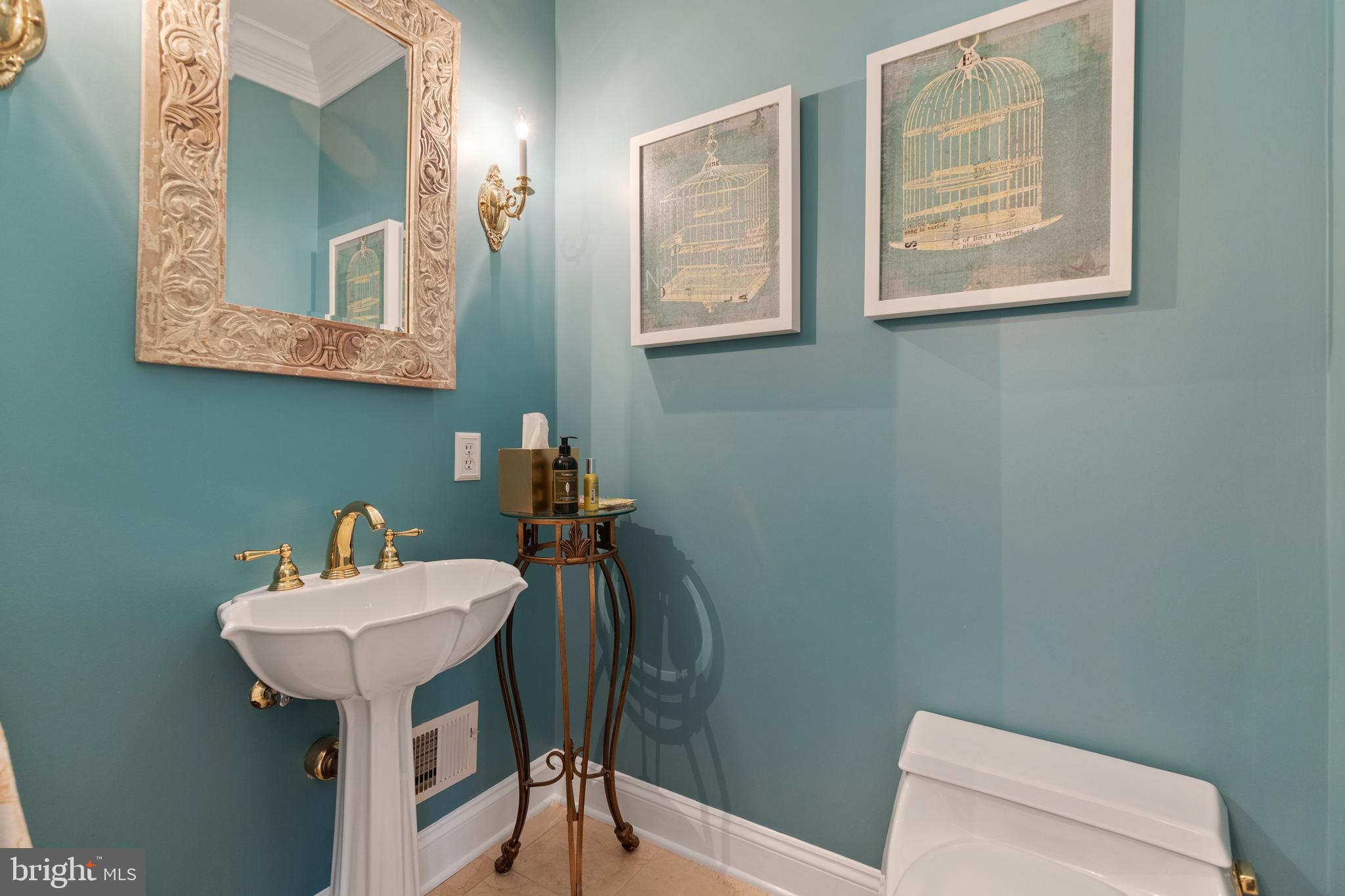 SHADETREE ESTATES - Residential