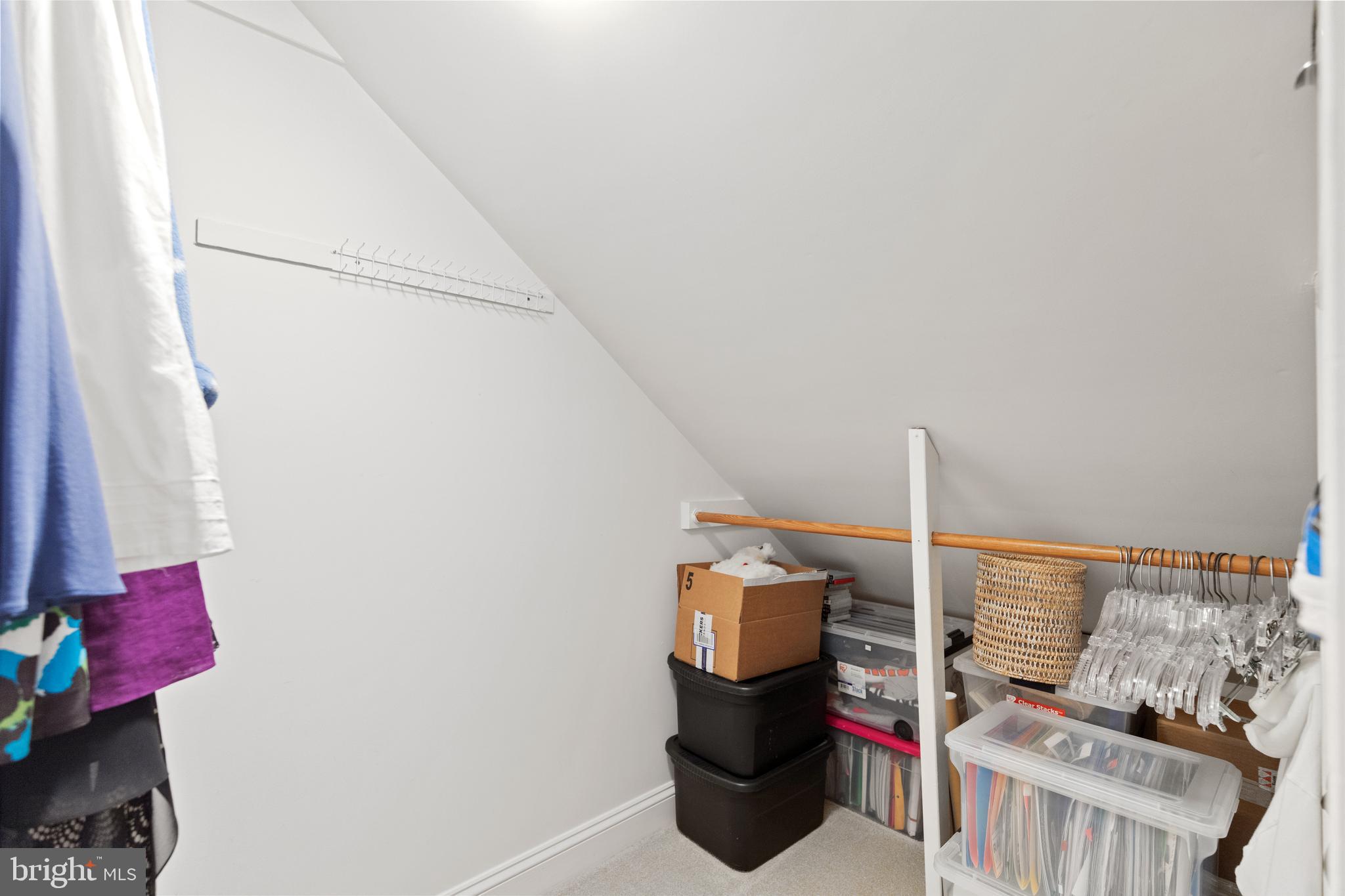 SHADETREE ESTATES - Residential