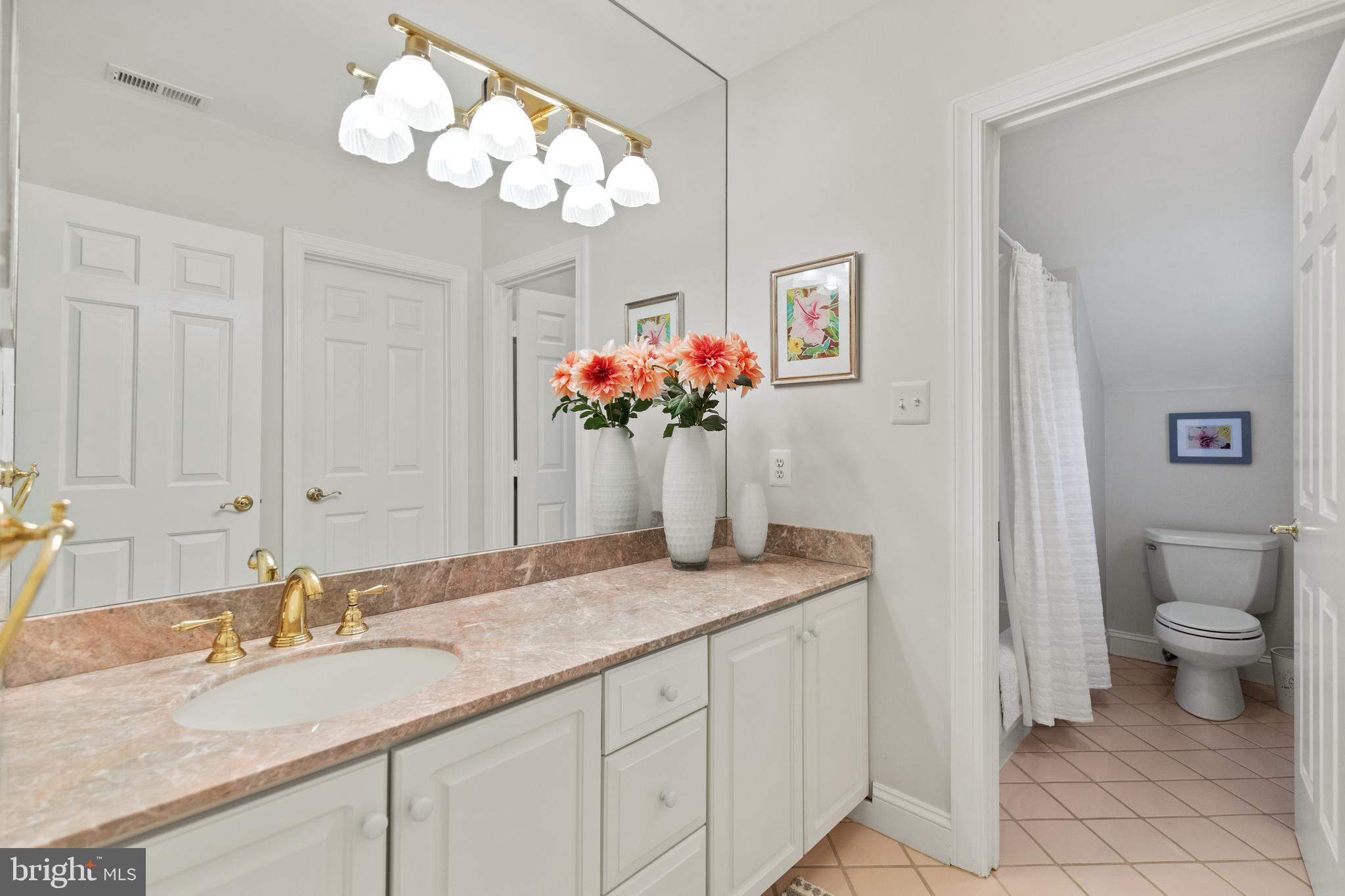 SHADETREE ESTATES - Residential