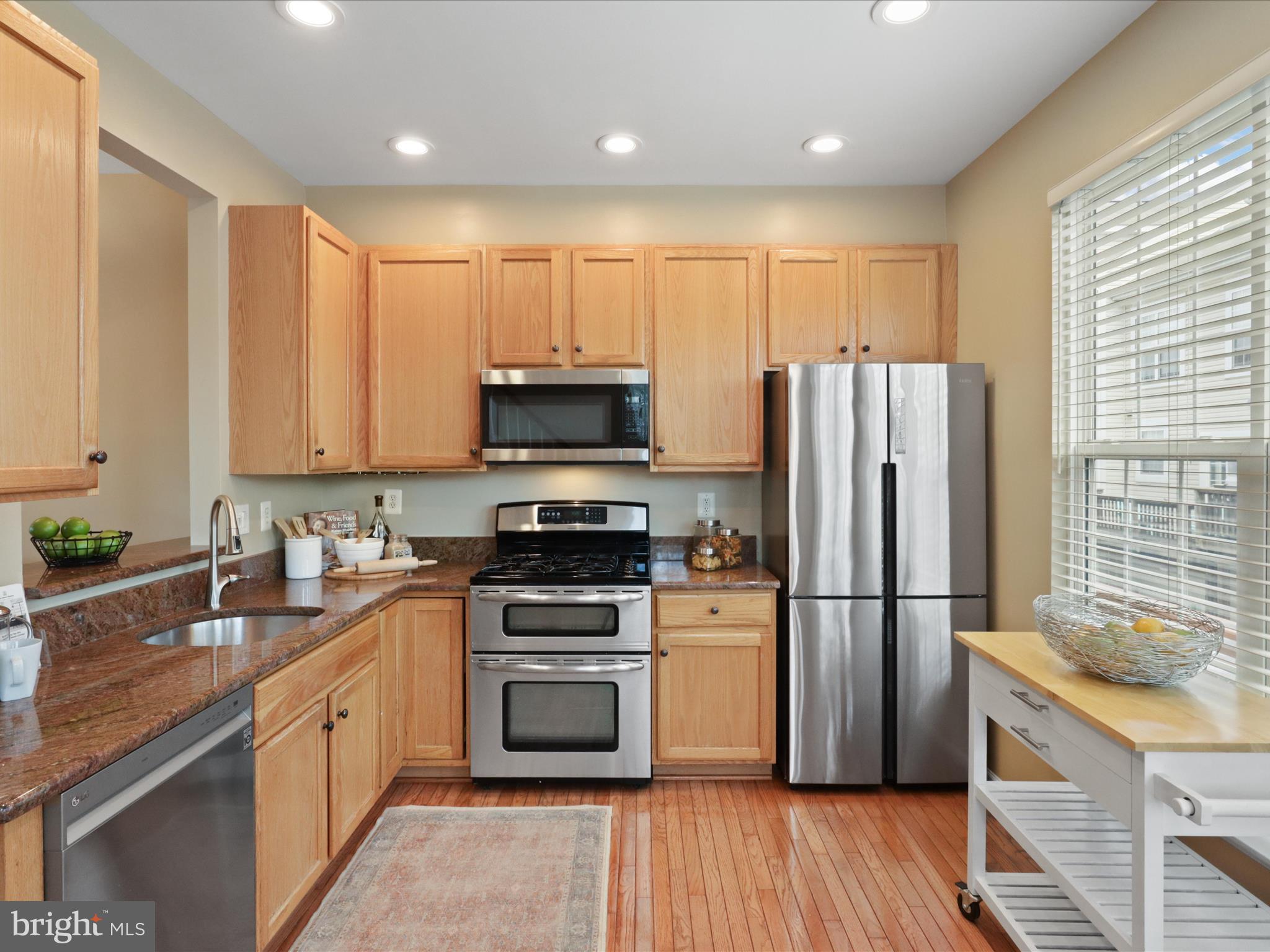 5830 COWLING COURT