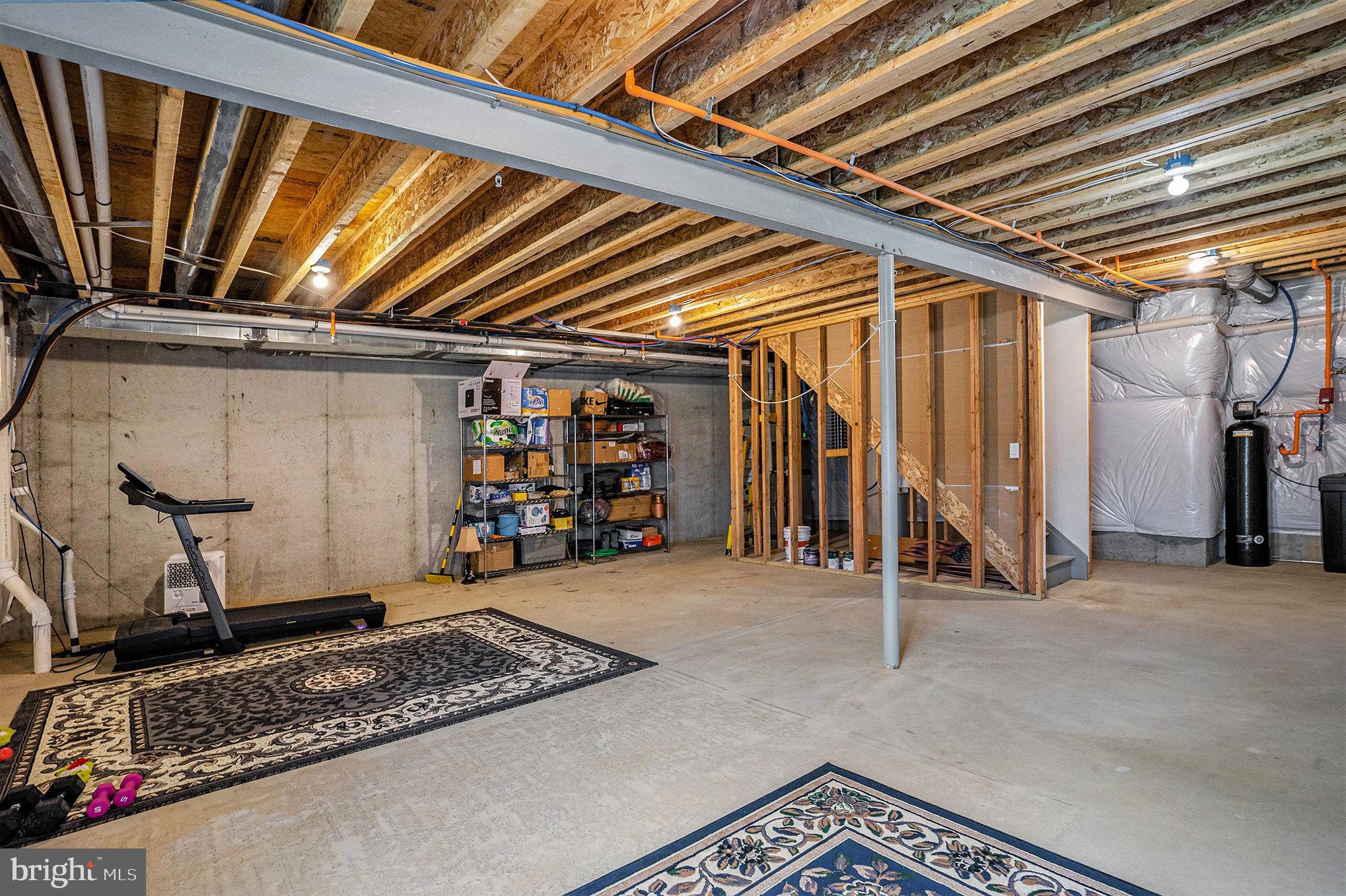 ENCLAVE AT CHESTER SPRINGS - Residential