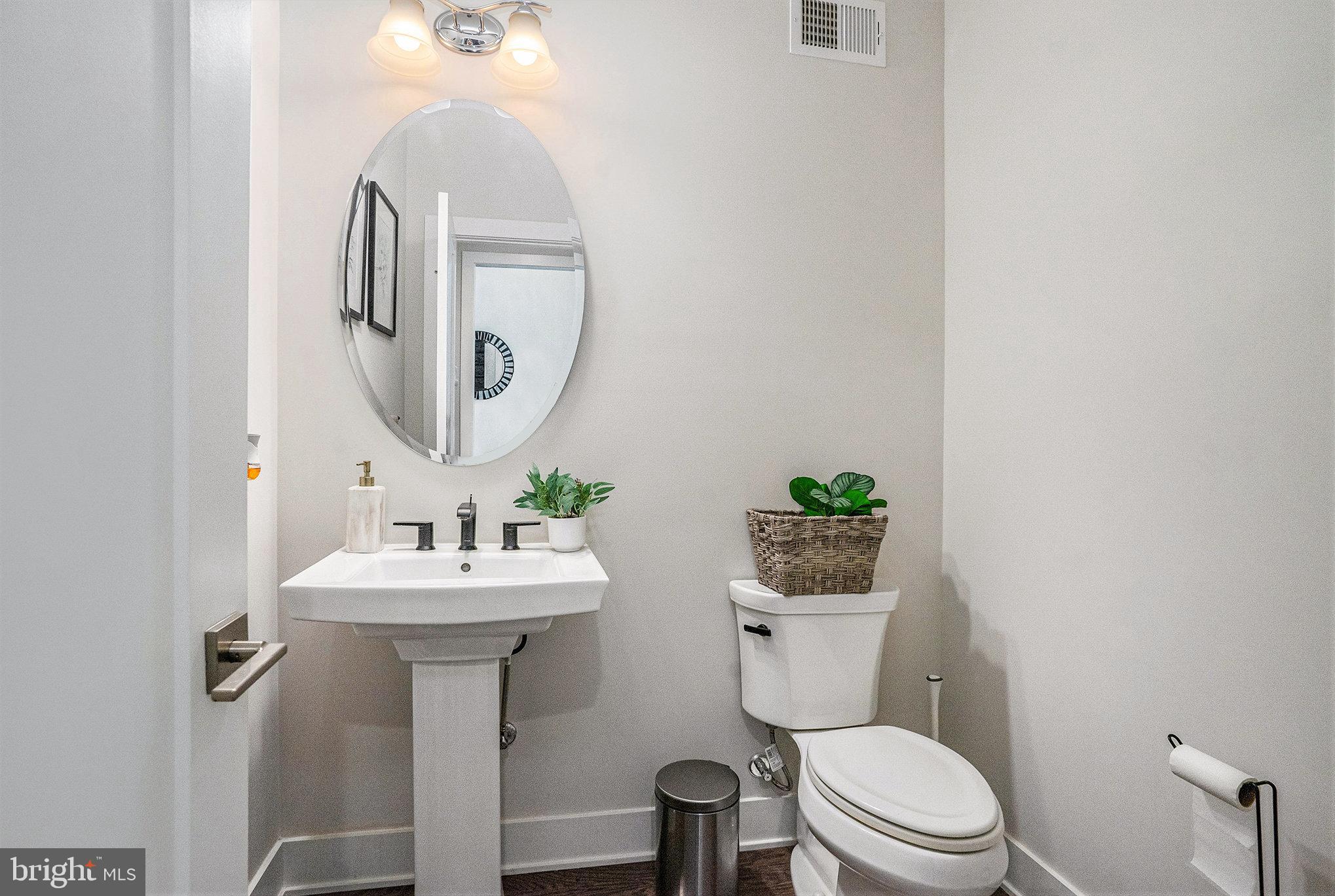 ENCLAVE AT CHESTER SPRINGS - Residential