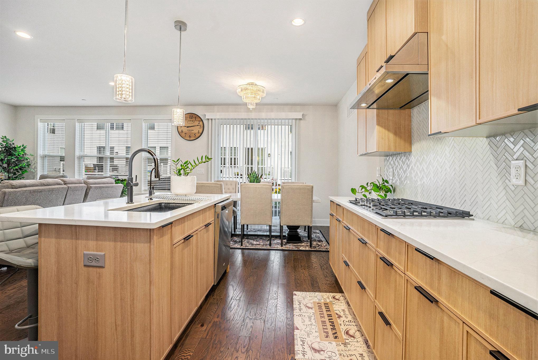 ENCLAVE AT CHESTER SPRINGS - Residential