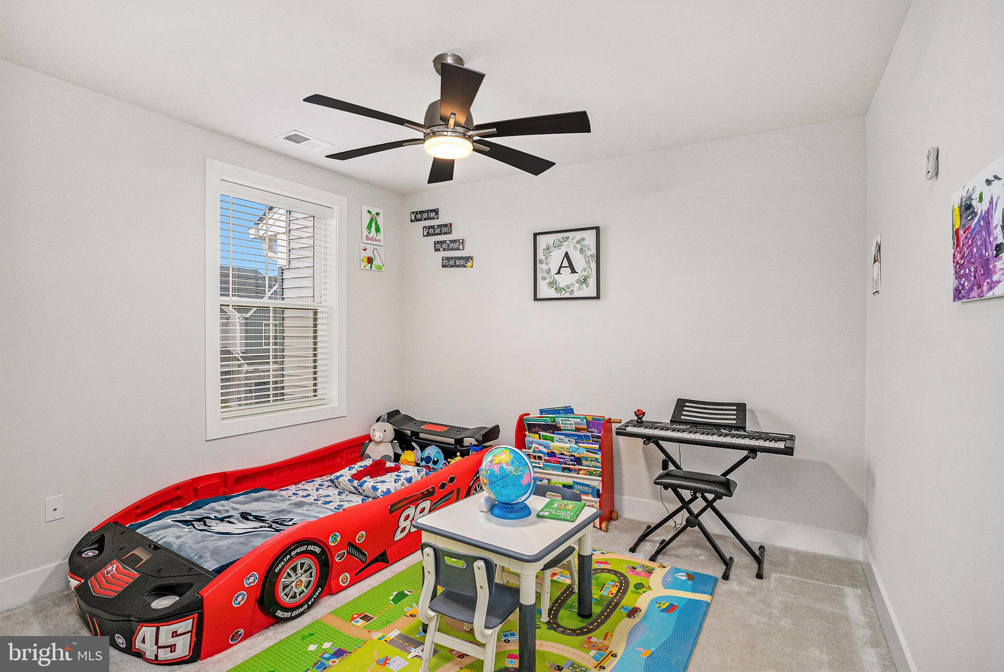 ENCLAVE AT CHESTER SPRINGS - Residential