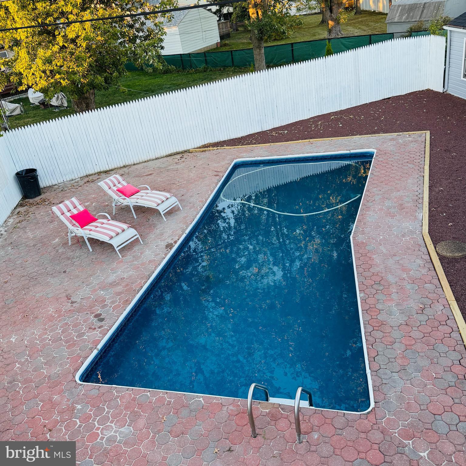 WILLOW GROVE - Residential