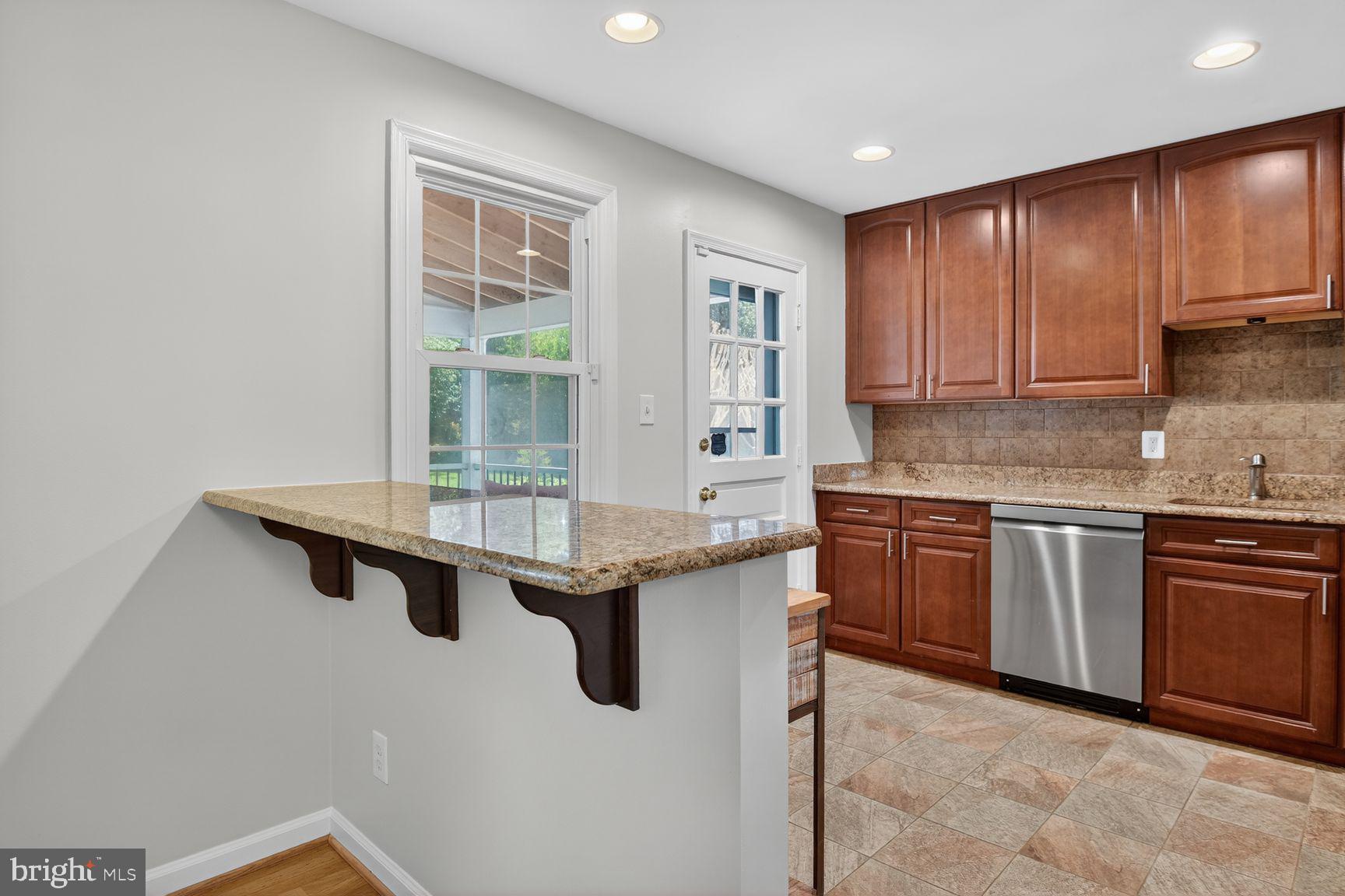 ROCKVILLE ESTATES - Residential