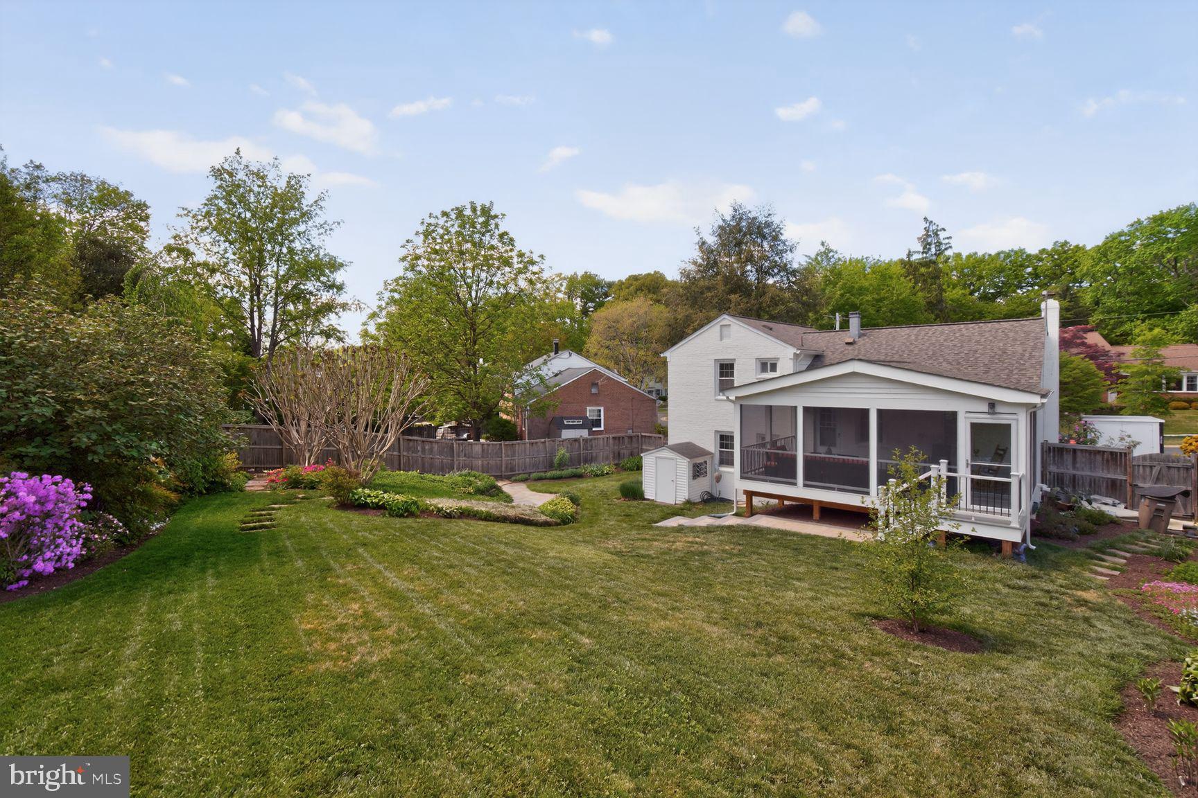 ROCKVILLE ESTATES - Residential