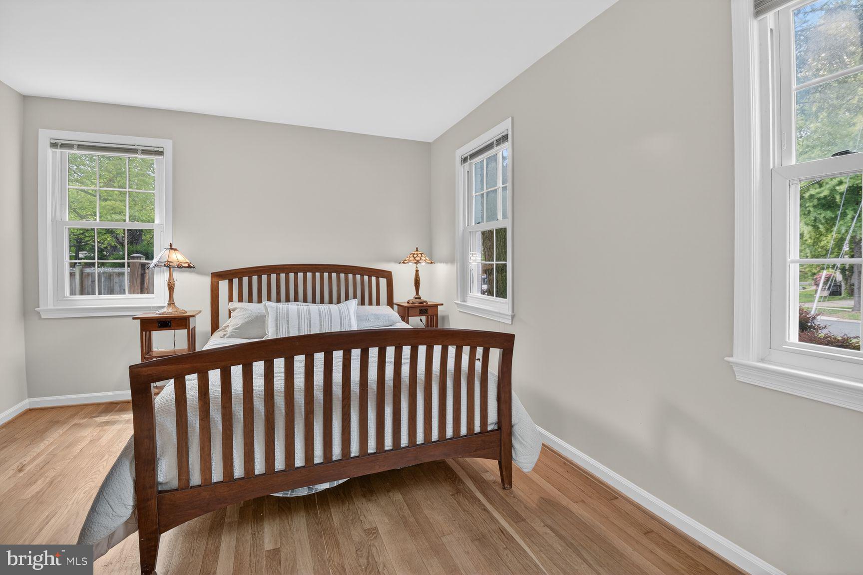 ROCKVILLE ESTATES - Residential