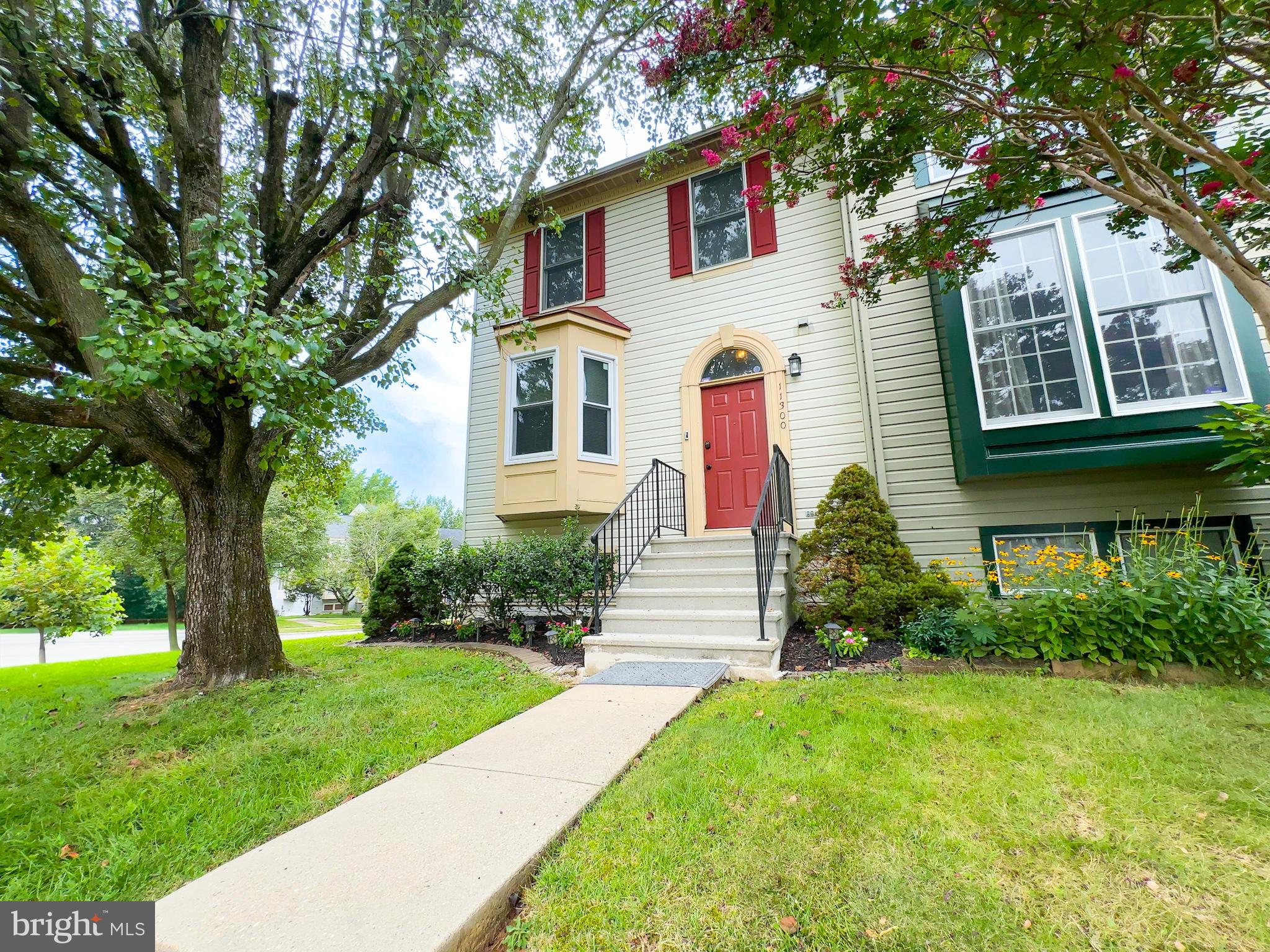 Welcome to 11300 Narrow Trail- Your Dream End-Unit Townhome Awaits!
Step into this spacious, beautifully maintained end-unit townhome featuring a gourmet kitchen with gleaming granite countertops, stainless steel appliances, and ample cabinet space, perfect for preparing meals and entertaining guests. The sun-drenched family room is accented by rich hardwood floors and large windows that fill the space with natural light, creating a warm, welcoming atmosphere.
The open layout on the main level flows seamlessly into the dining area and living room, offering plenty of room for gatherings, cozy nights by the fireplace, or game nights with friends. Upstairs, you'll find generously sized bedrooms with plush carpeting, abundant closet space, and bright, airy bathrooms designed for comfort and relaxation.
Retreat to the expansive walk-out basement ideal for a second family room, home office, gym, or guest suite & with direct access to a fenced backyard perfect for pets, gardening, or summer BBQs. The lush green yard provides a private outdoor oasis for enjoying fresh air and quiet moments.
This charming home is nestled in a vibrant community with easy access to nearby parks, scenic trails, local eateries, and shopping centers, making every day convenient and enjoyable.
Don't miss the opportunity to make 11300 Narrow Trail your new home & schedule your private tour today and experience all this wonderful property has to offer!